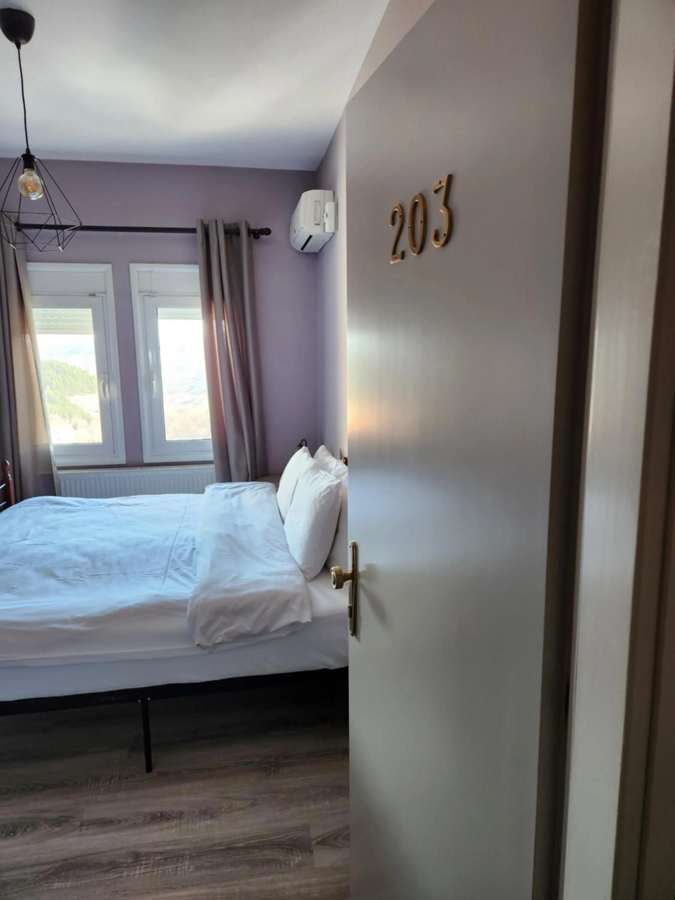 Bedroom, Bed in Guesthouse Monopati - Ξενώνας Μονοπάτι