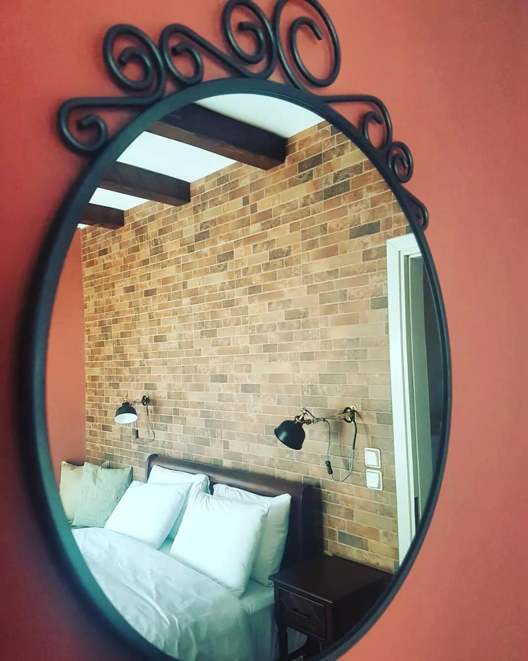 Decorative detail in Guesthouse Monopati - Ξενώνας Μονοπάτι