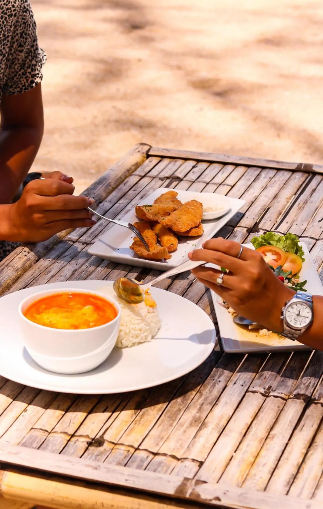 Food and drinks in Tiki Beach Koh Phangan Beach Restaurant Bar and Coworking