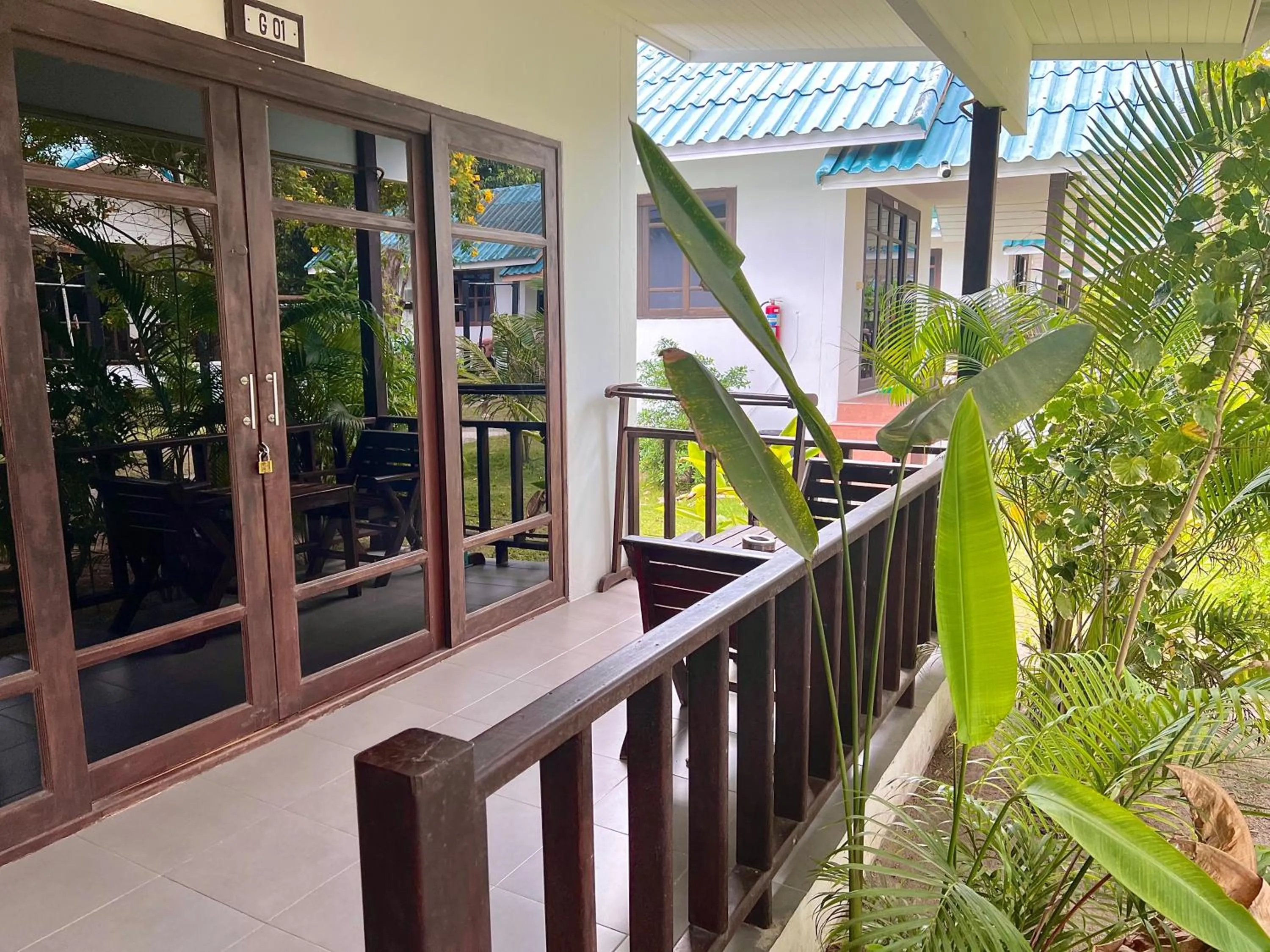 Tiki Beach Koh Phangan Beach Restaurant Bar and Coworking