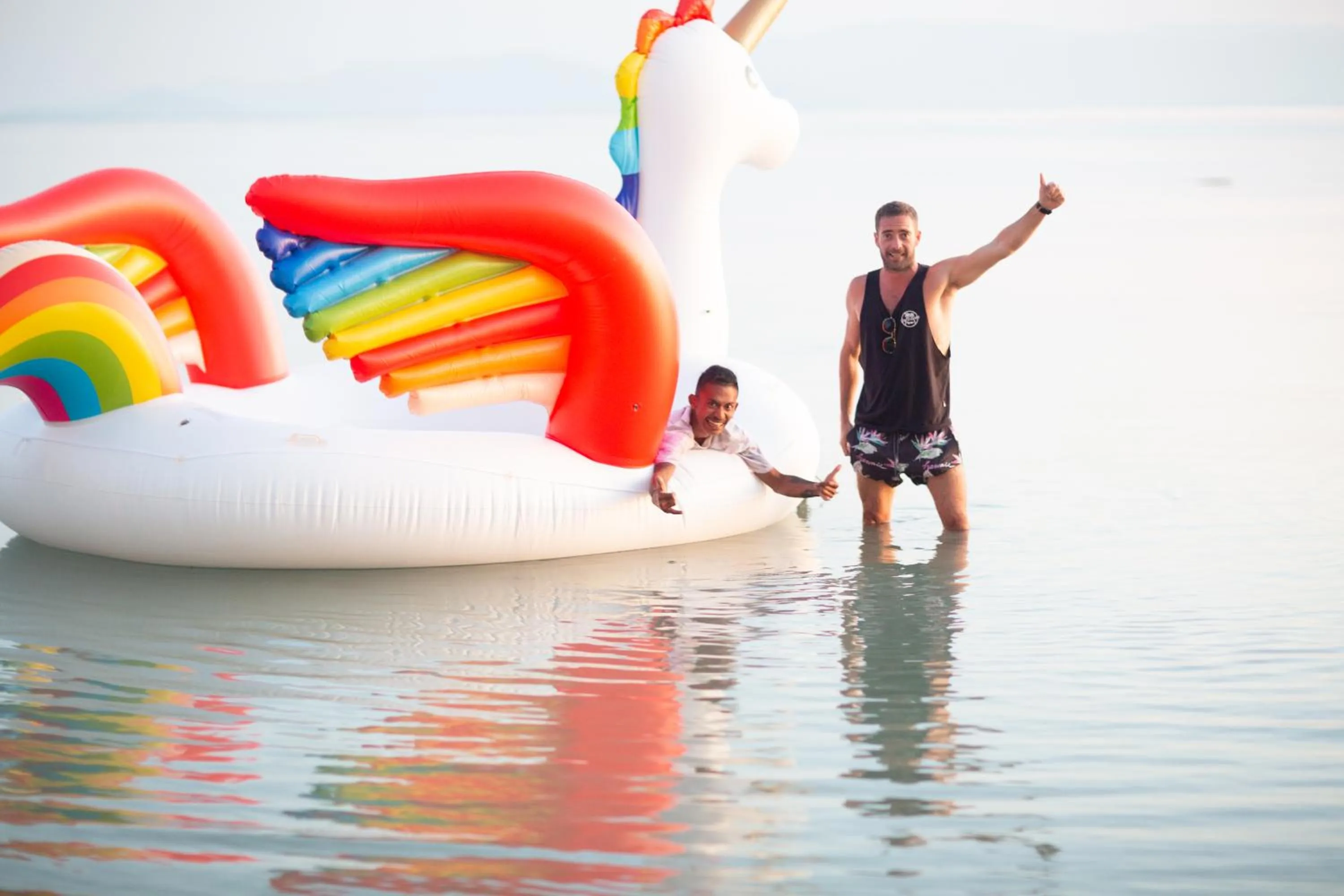 Evening entertainment in Tiki Beach Koh Phangan Beach Restaurant Bar and Coworking
