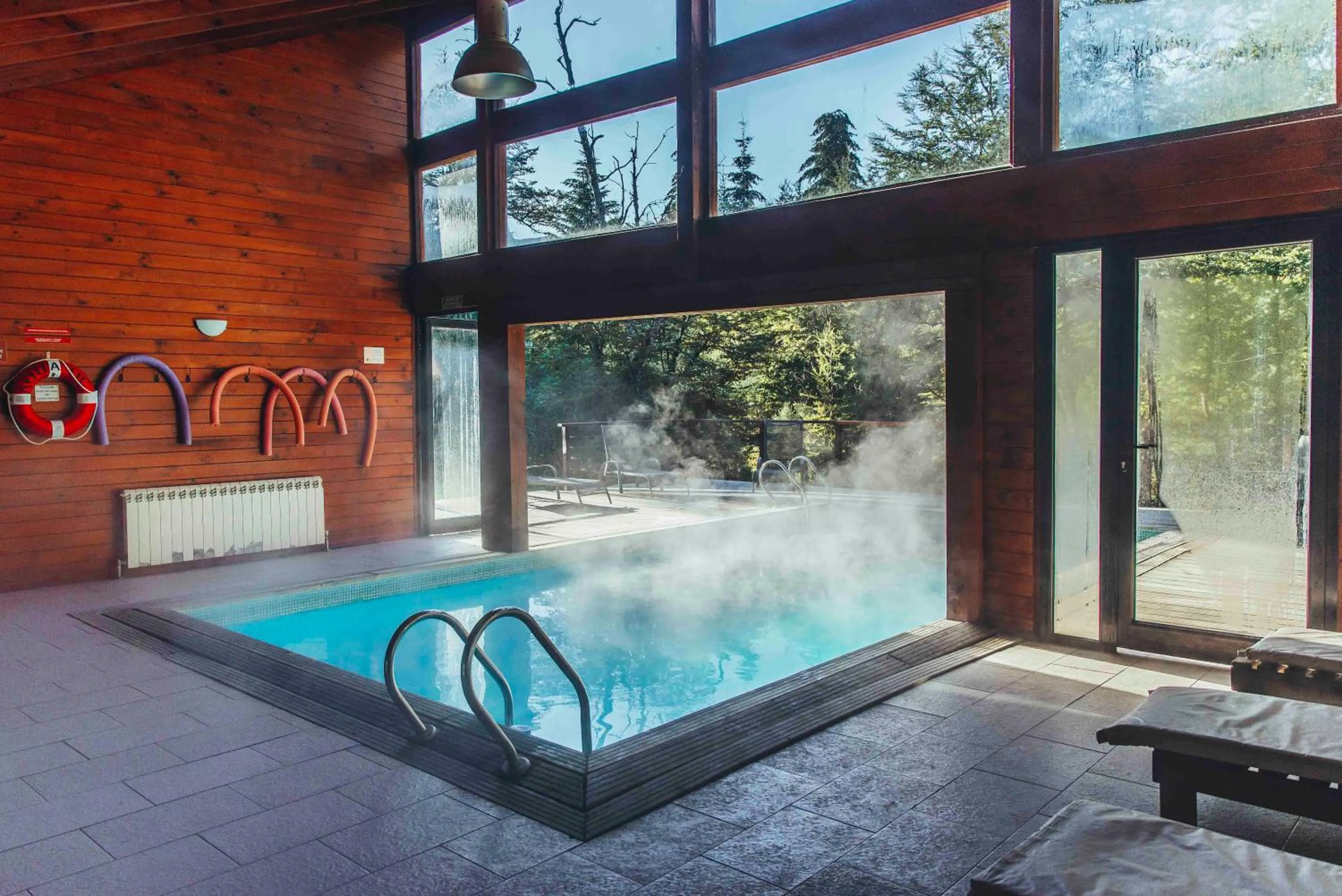 Arbolar, Casas de Montaña- Piscina climatizada