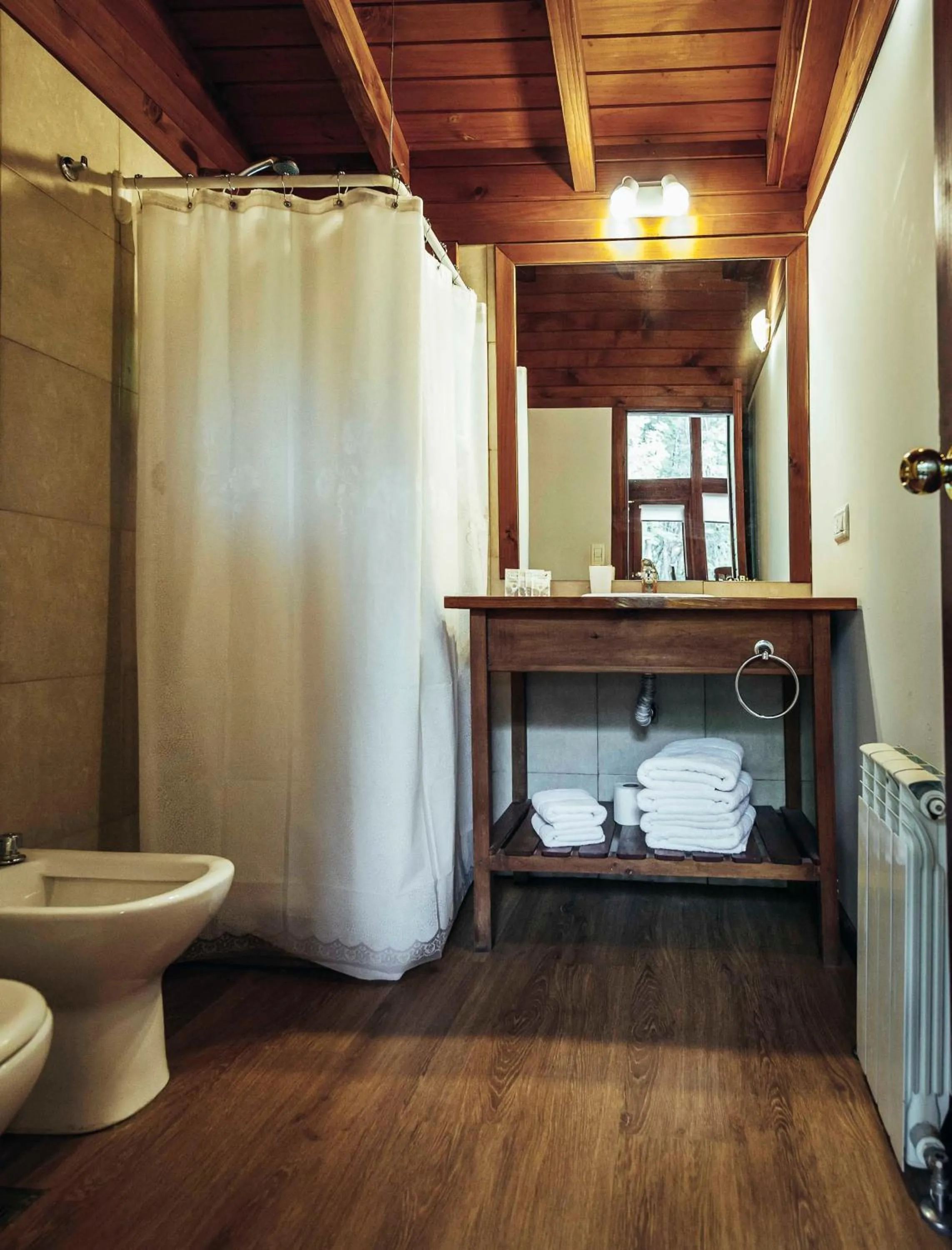 Arbolar, Casas de Montaña- Piscina climatizada