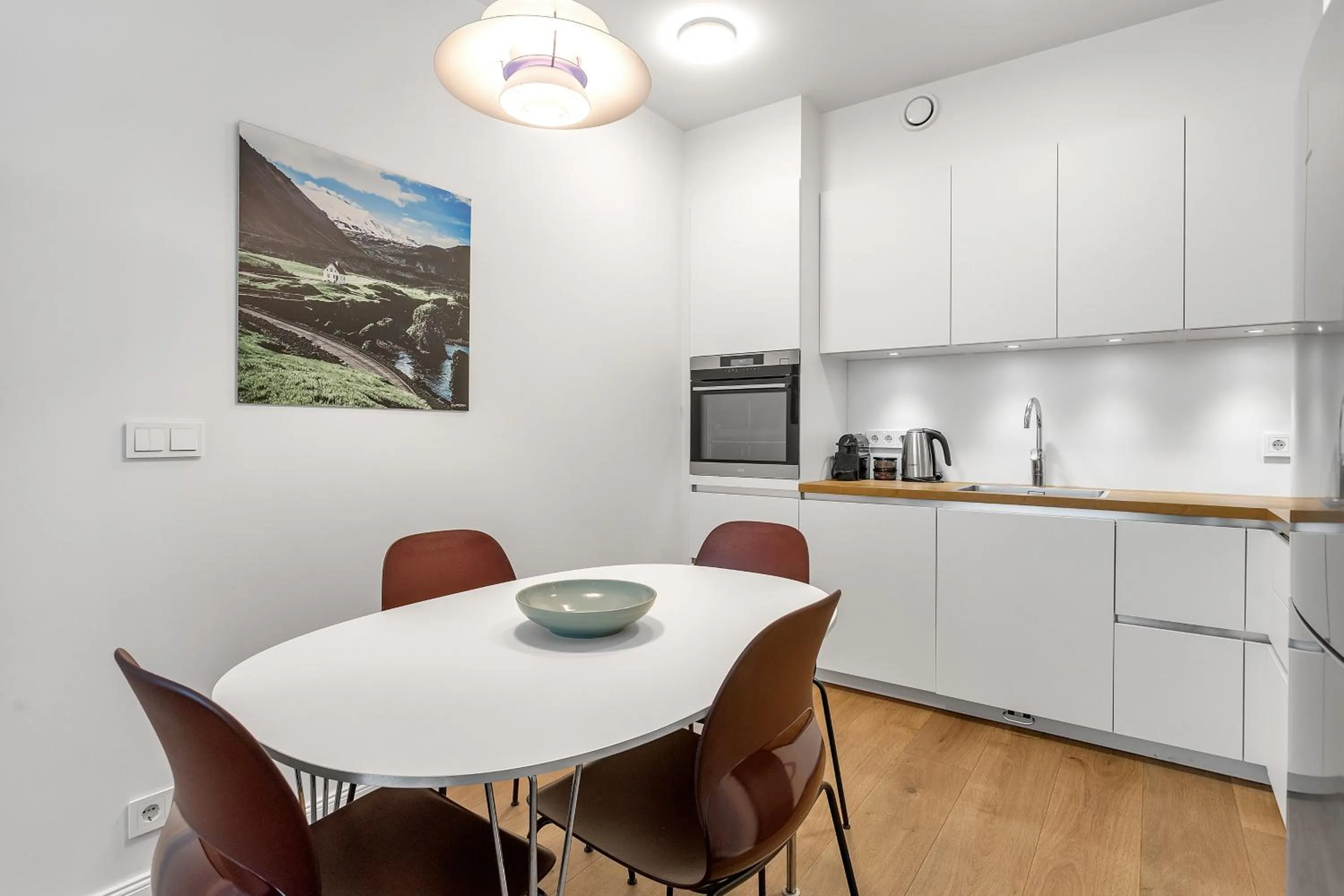 Kitchen or kitchenette in Sif Apartments by Heimaleiga