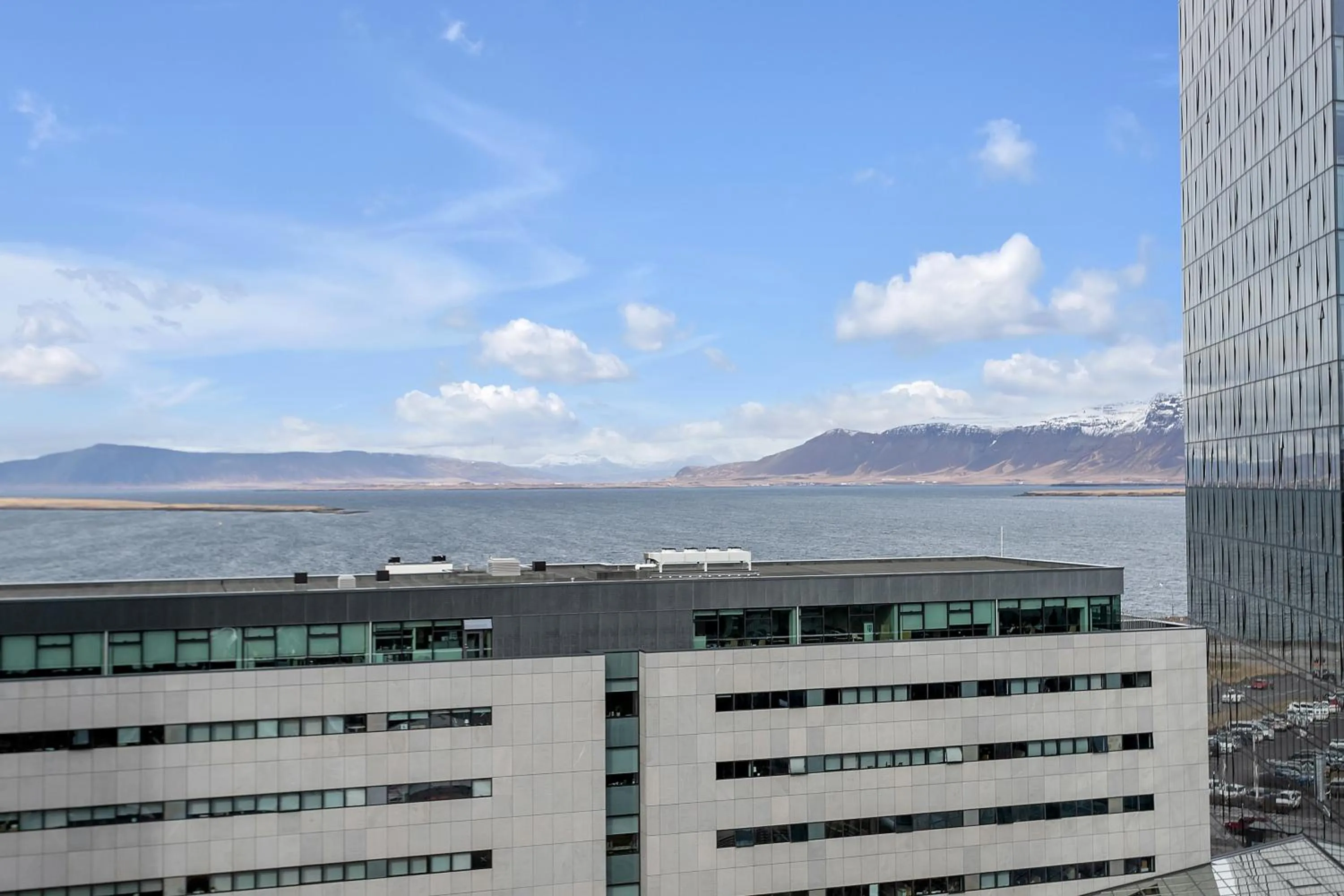 Mountain view in Sif Apartments by Heimaleiga