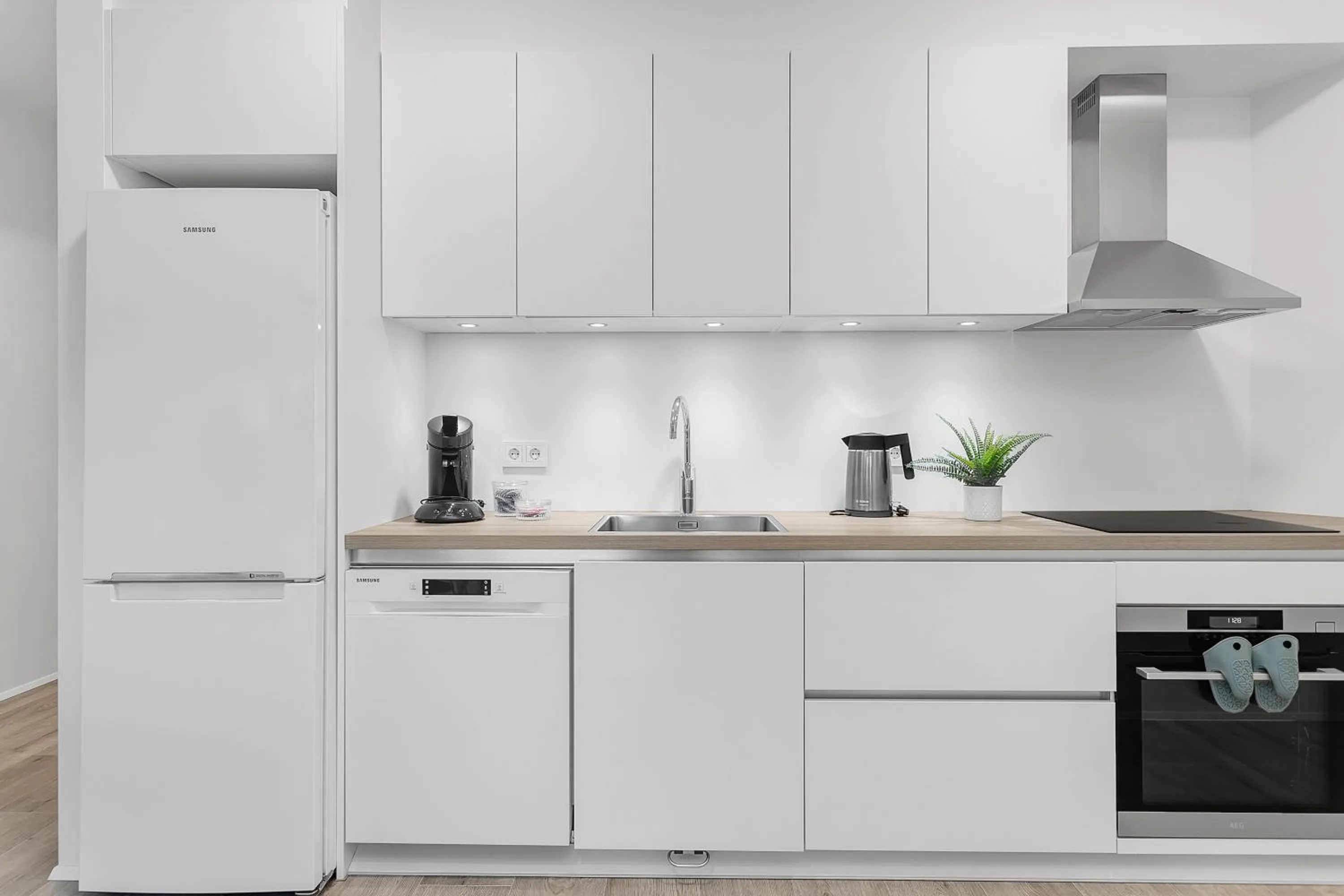 Kitchen or kitchenette in Sif Apartments by Heimaleiga