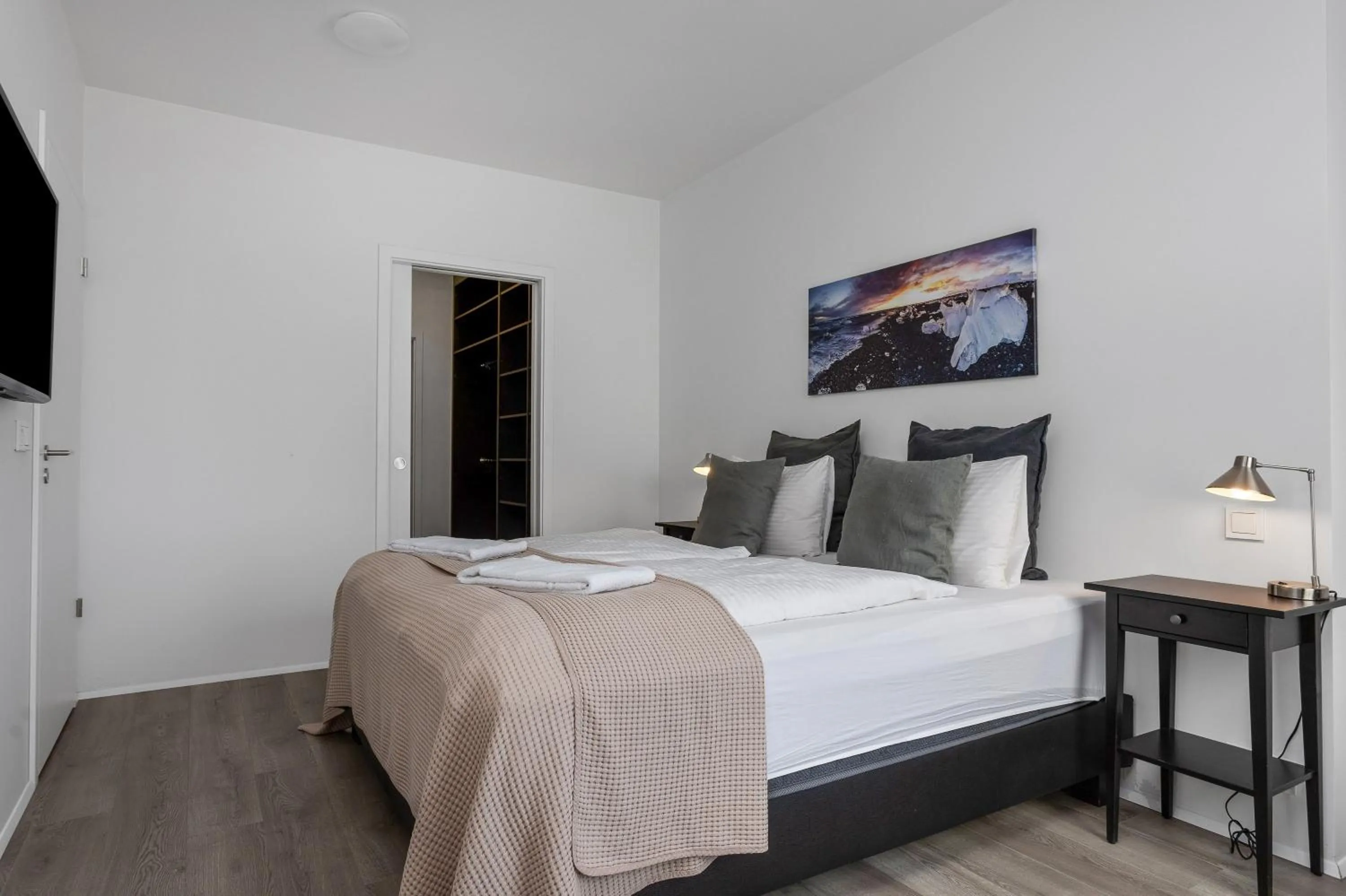 Bed in Sif Apartments by Heimaleiga