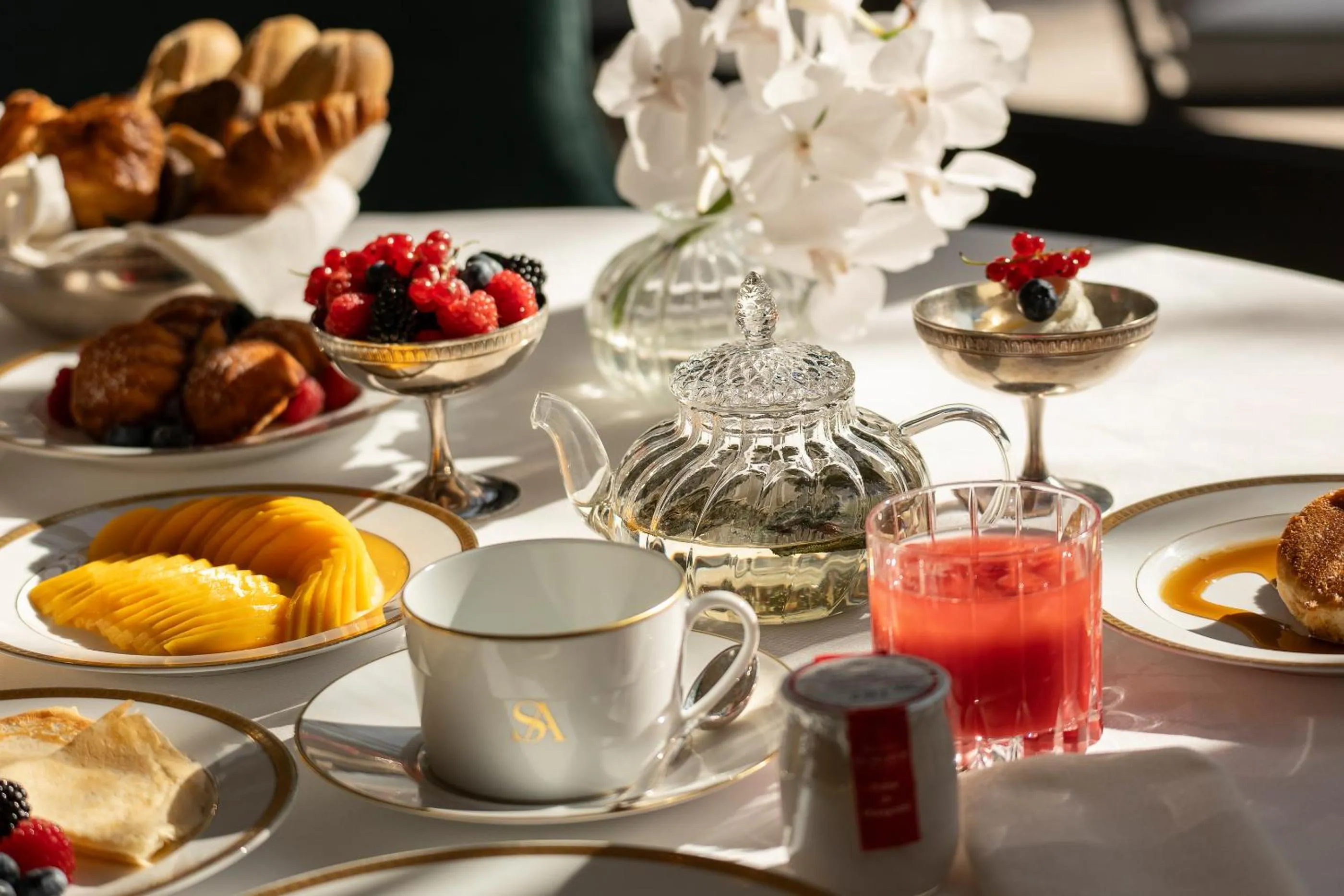 Breakfast in Villa Saint-Ange