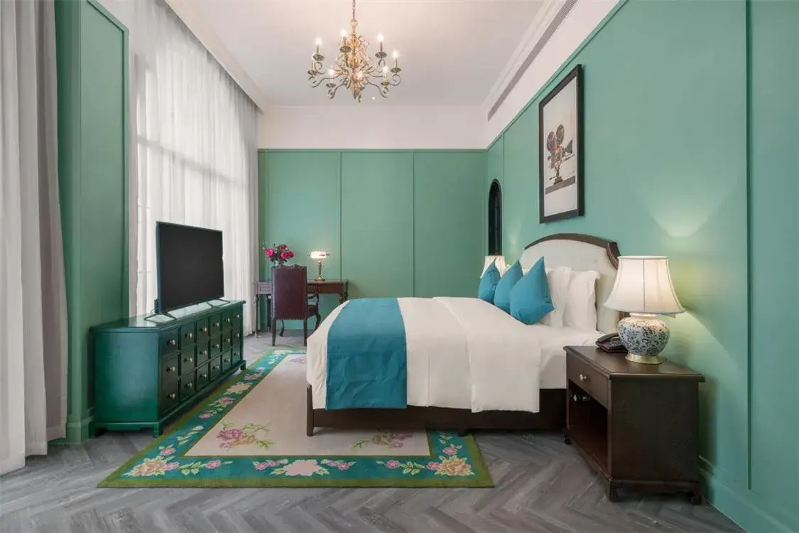 Standard Room in Hotel Indigo Heilong Lake by IHG Standard Room in Hotel Indigo Heilong Lake by IHG