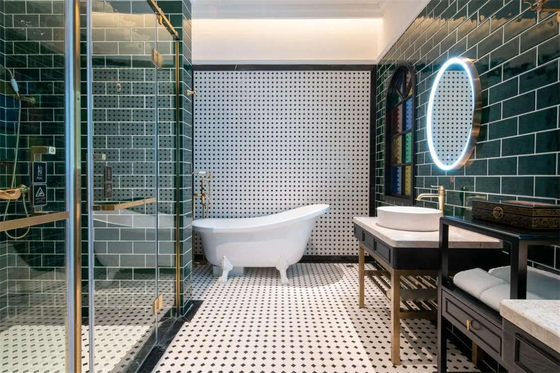 Bathroom in Hotel Indigo Heilong Lake by IHG