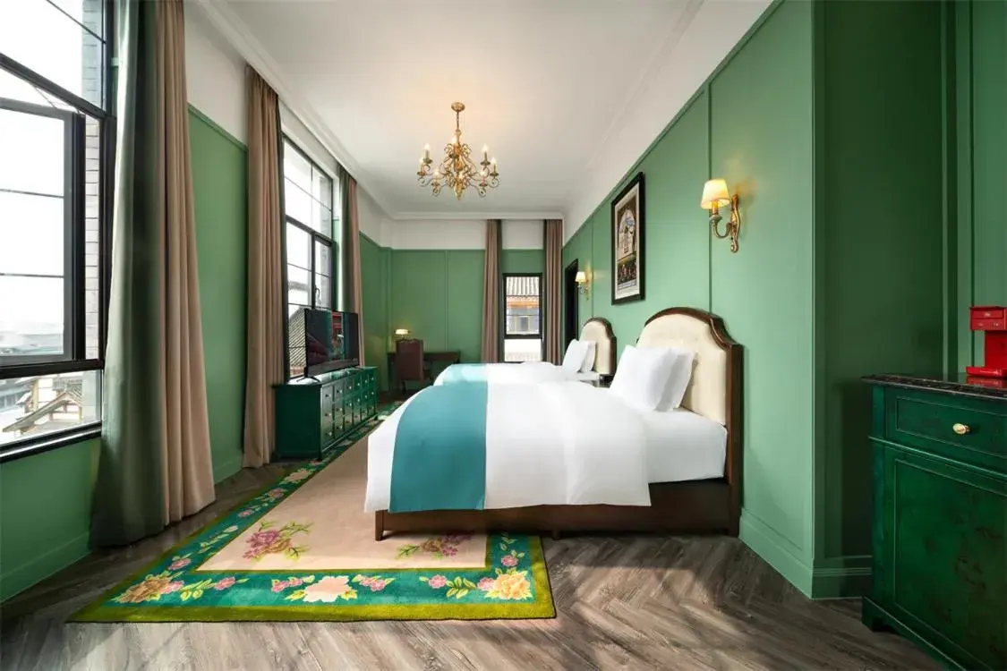 Deluxe Twin Room in Hotel Indigo Heilong Lake by IHG Deluxe Twin Room in Hotel Indigo Heilong Lake by IHG