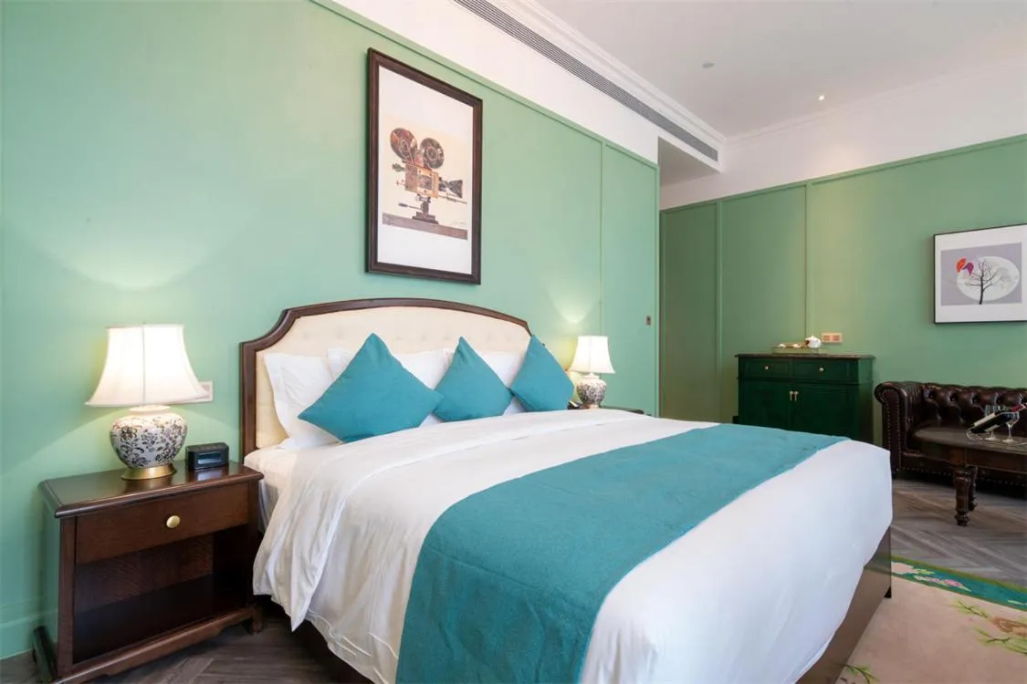 Photo of the whole room in Hotel Indigo Heilong Lake by IHG