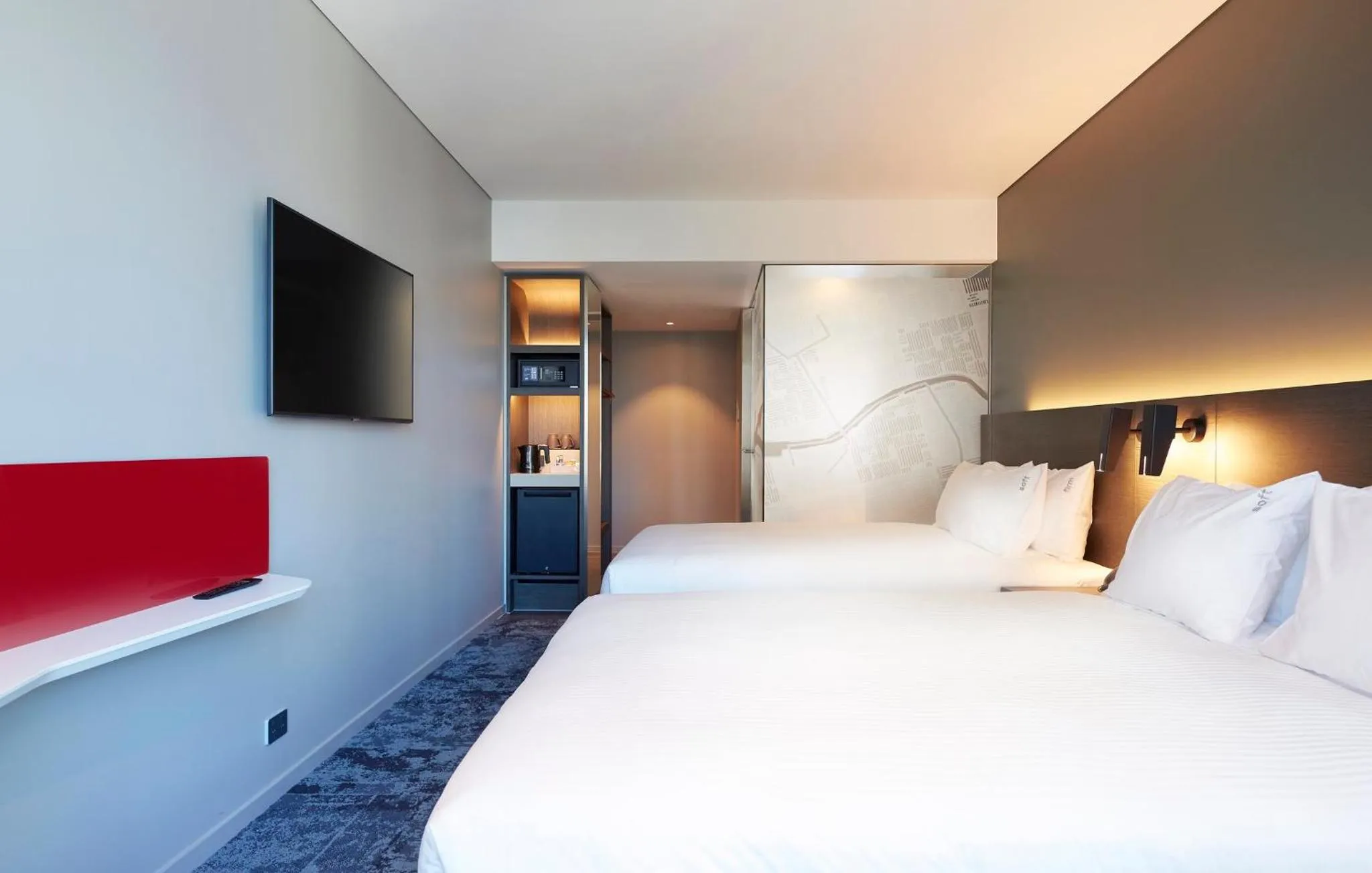 Photo of the whole room, Bed in Holiday Inn Express Melbourne Southbank by IHG