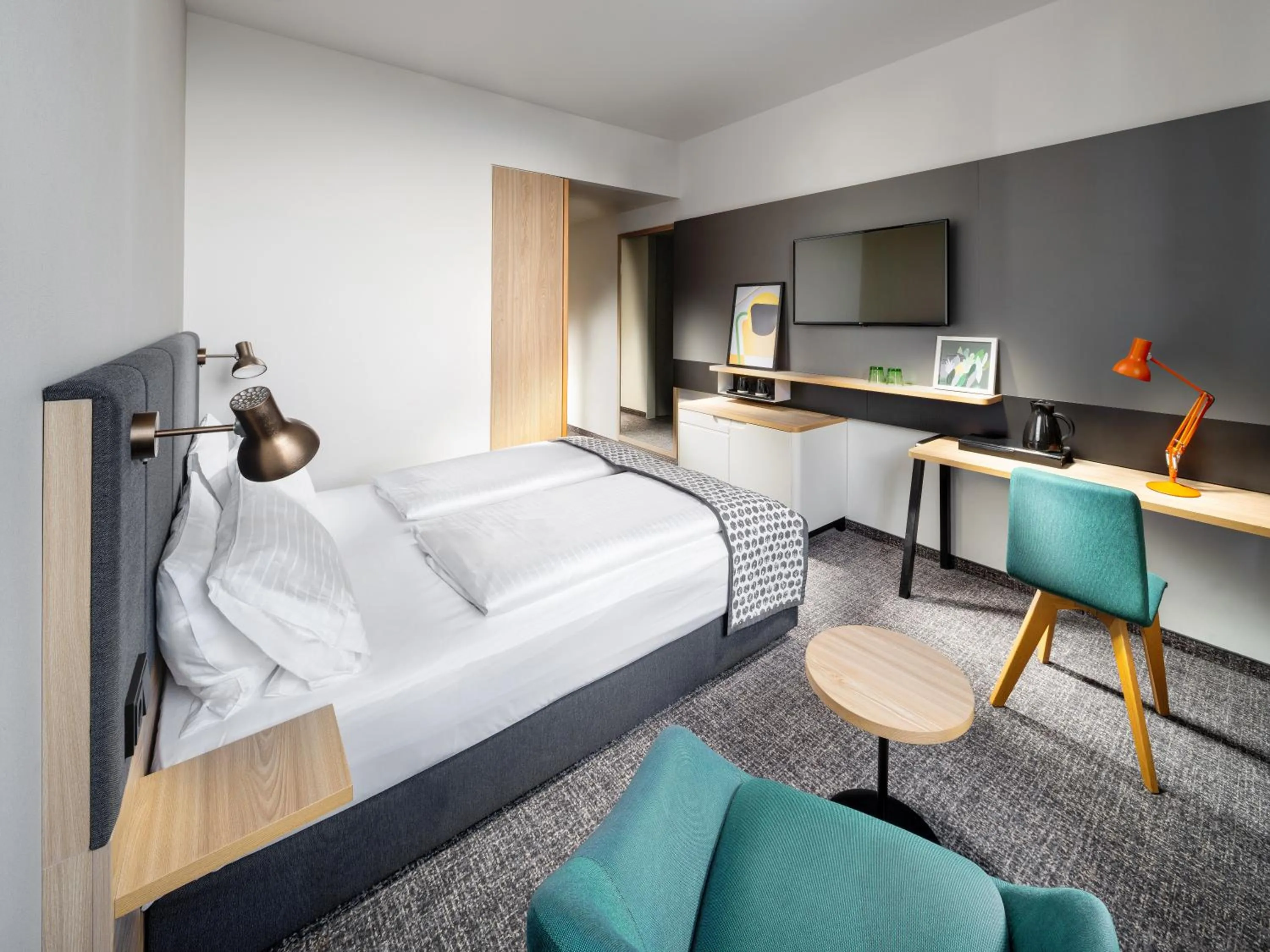 Bedroom, Bed in Clarion Hotel Vienna South