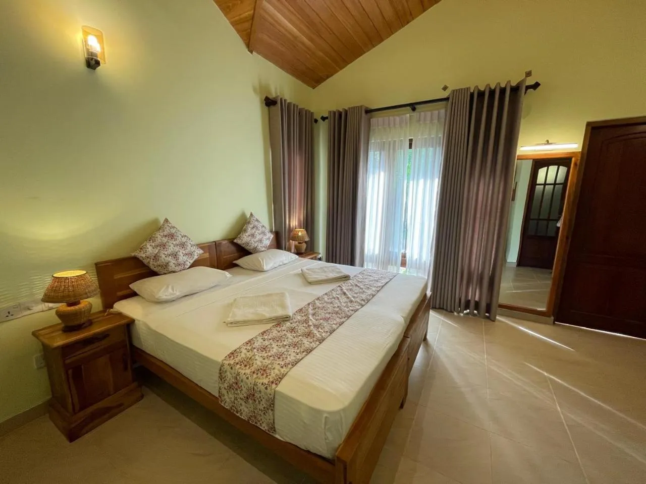 Bed in Villa Shade