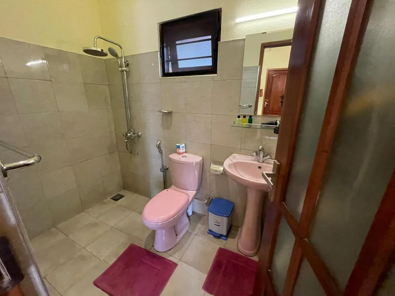 Shower in Villa Shade