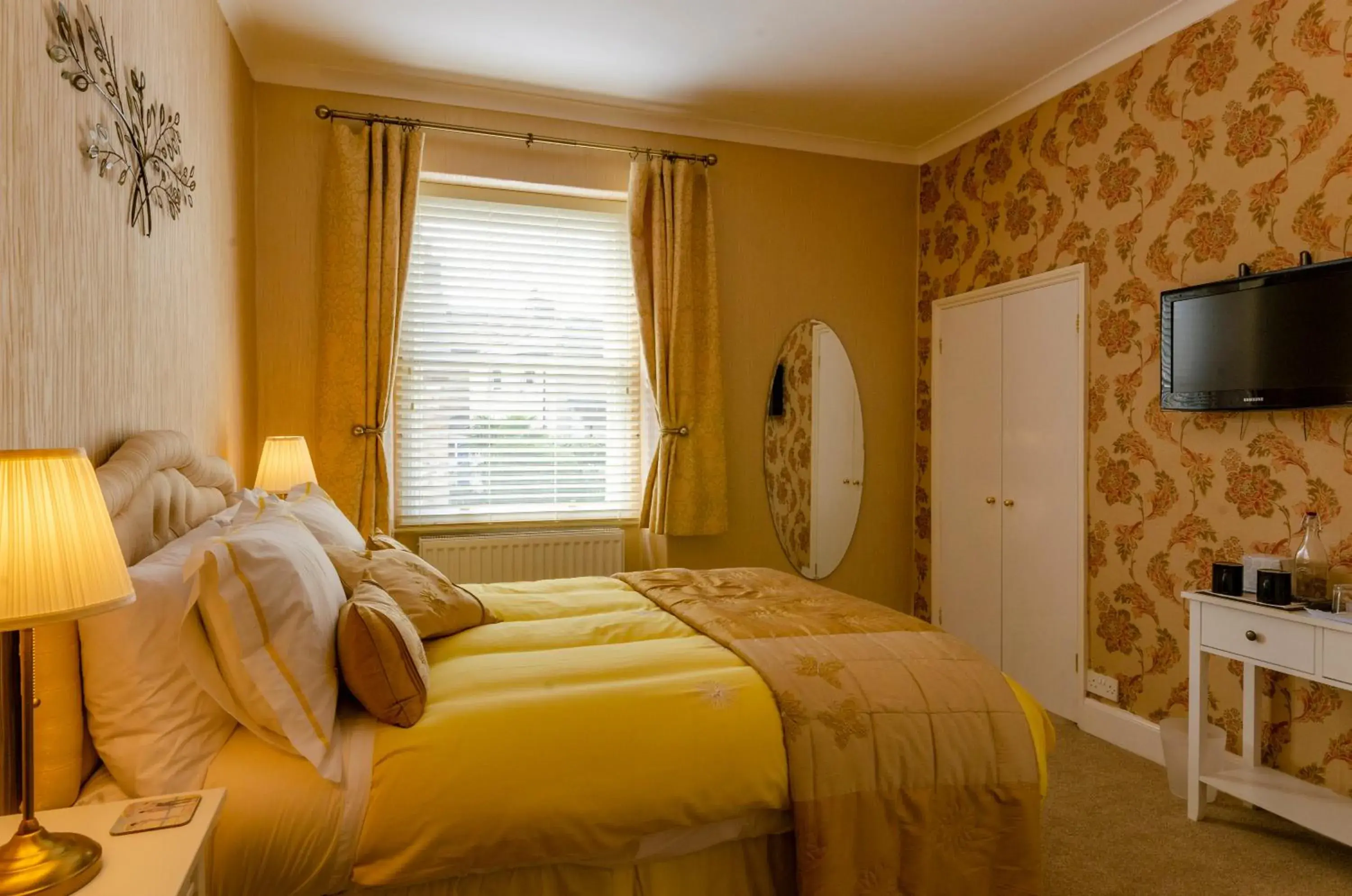 Double Room with Private Bathroom - single occupancy in Pinfold House Double Room with Private Bathroom - single occupancy in Pinfold House