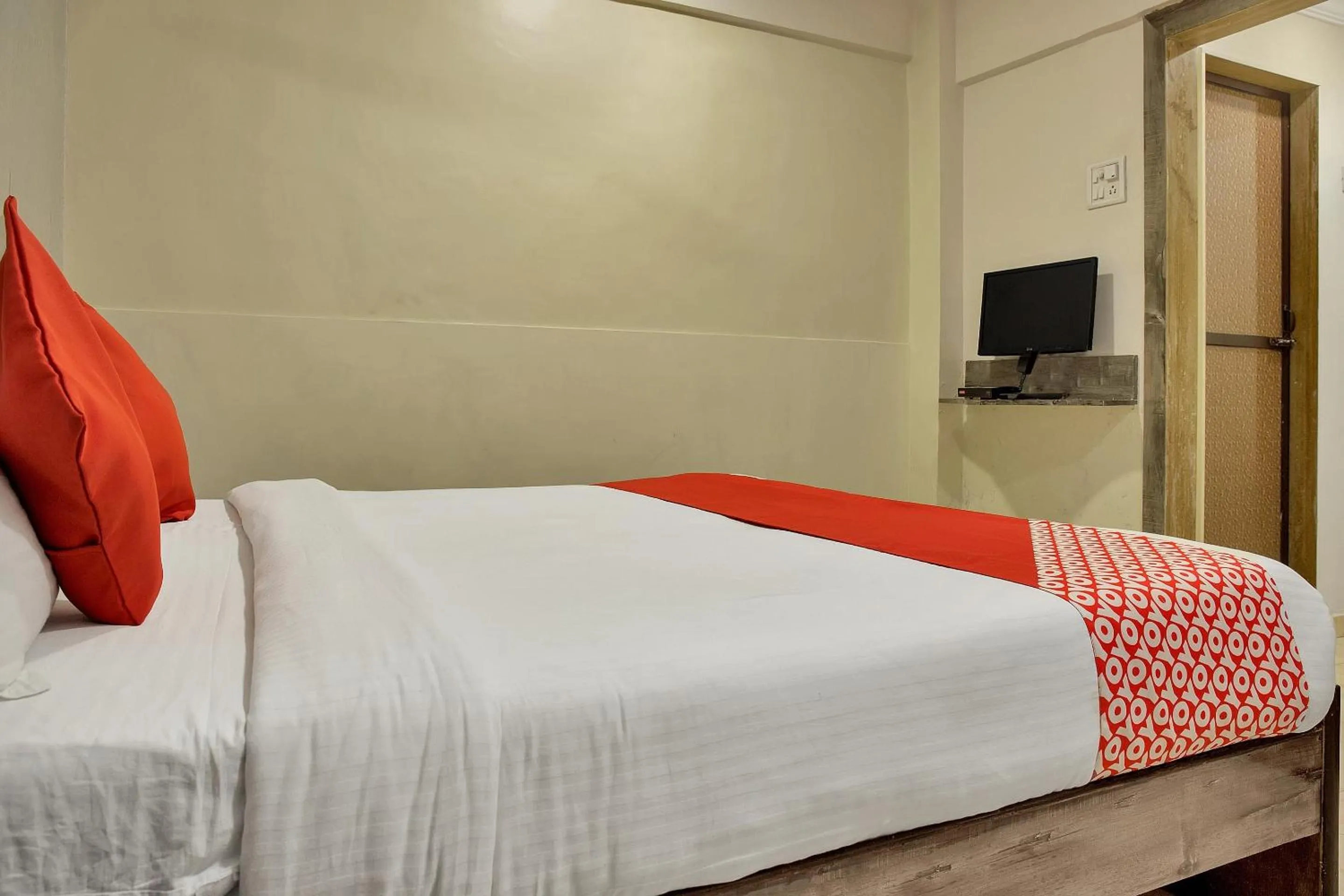 Bedroom, Bed in Hotel O Rana Residency Near Western Express Highway Metro Station