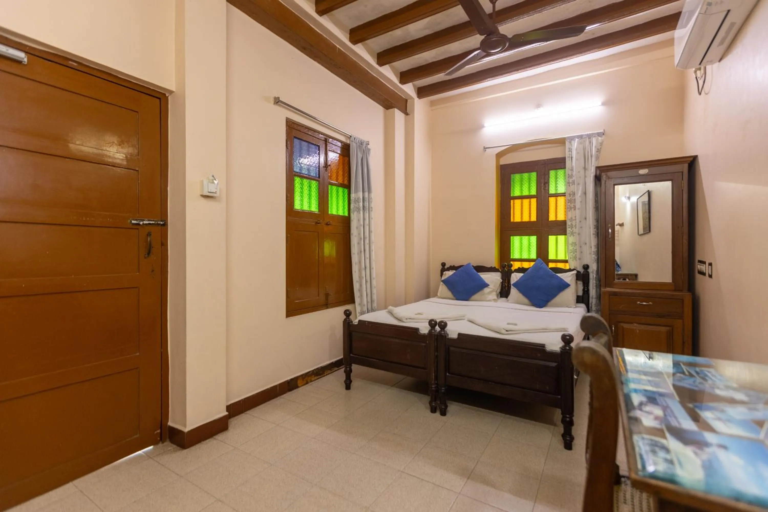 Bed in Coramandal Heritage