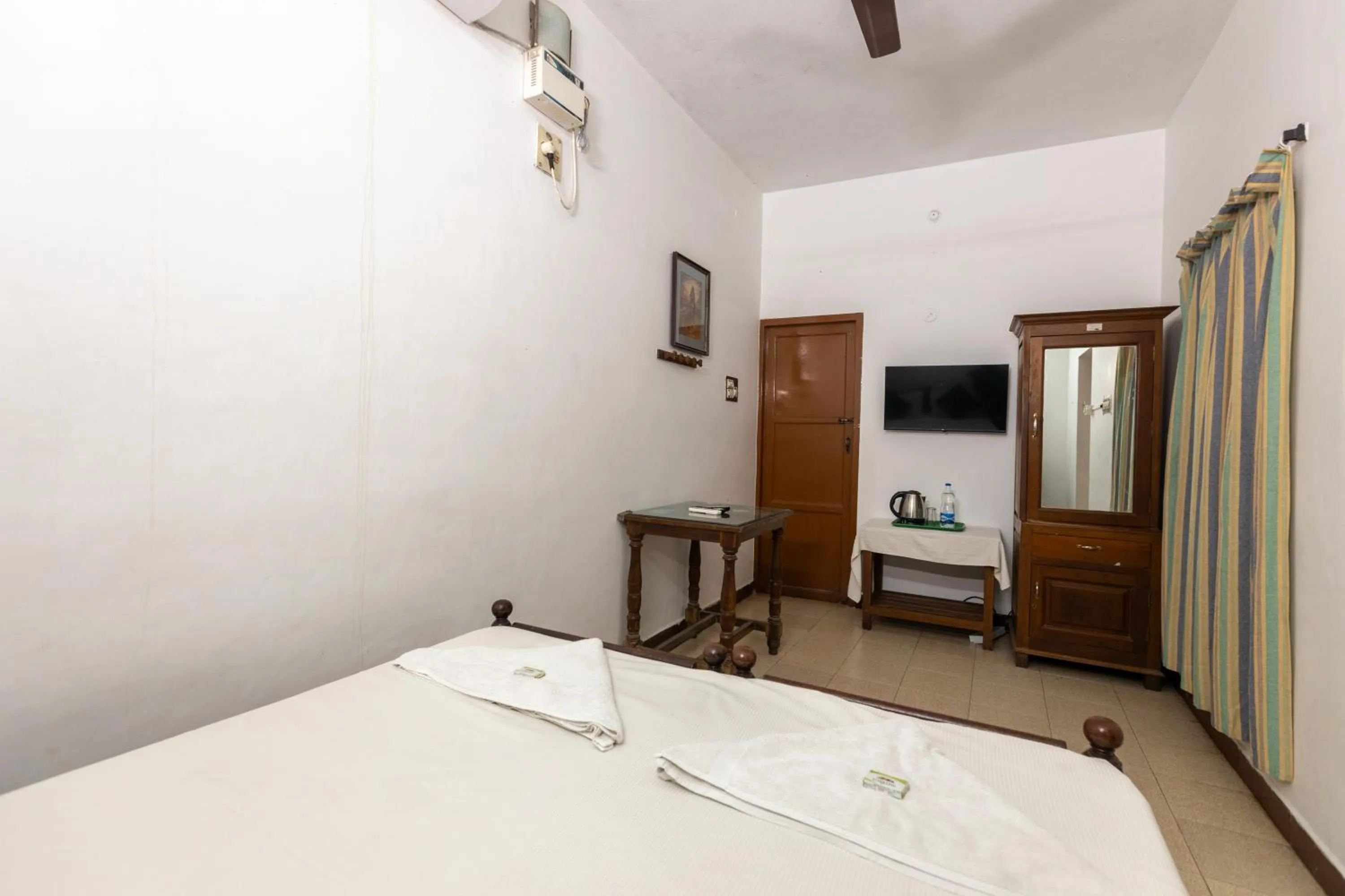 Bed in Coramandal Heritage