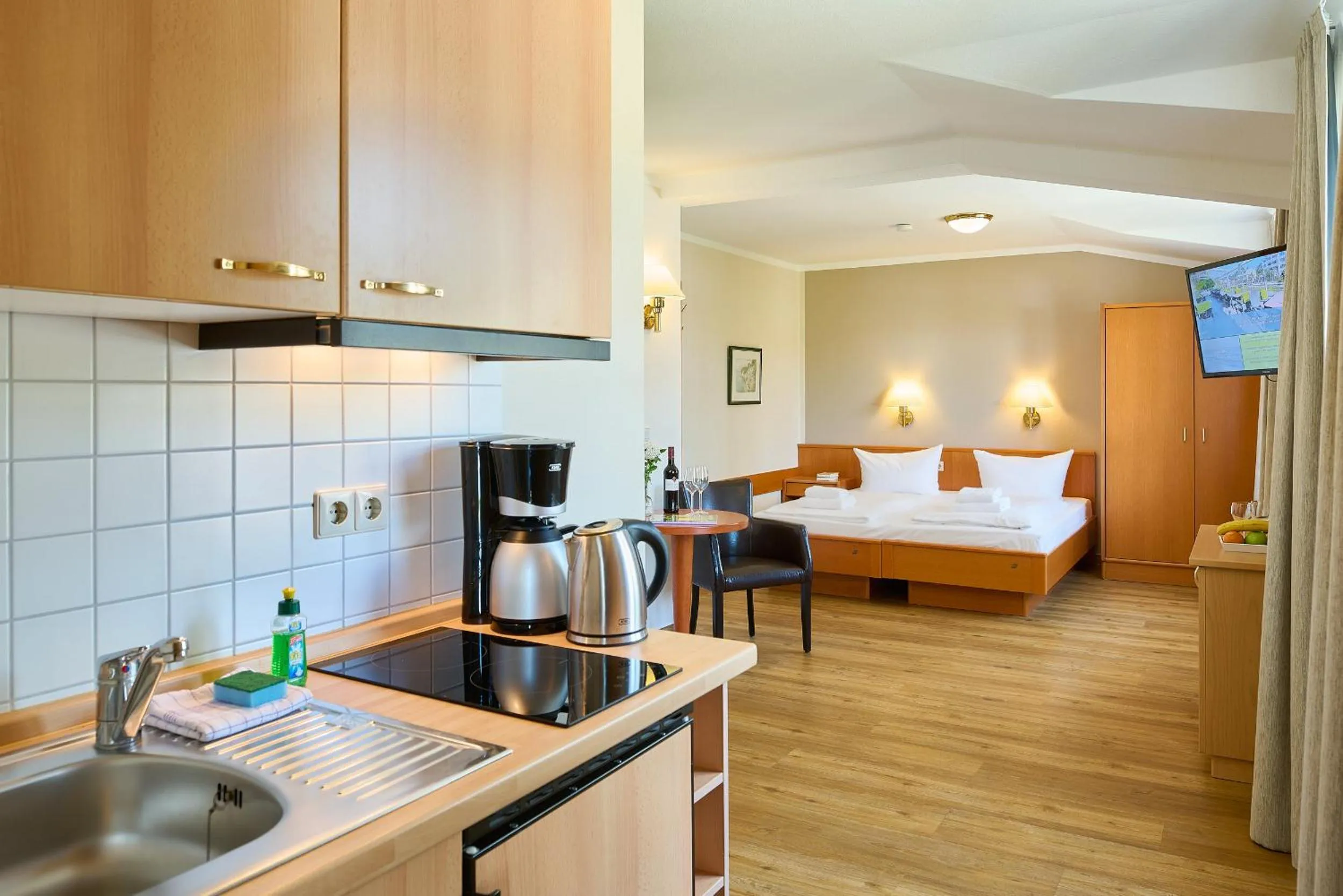 Kitchen or kitchenette, Bed in R&R Villen Baabe