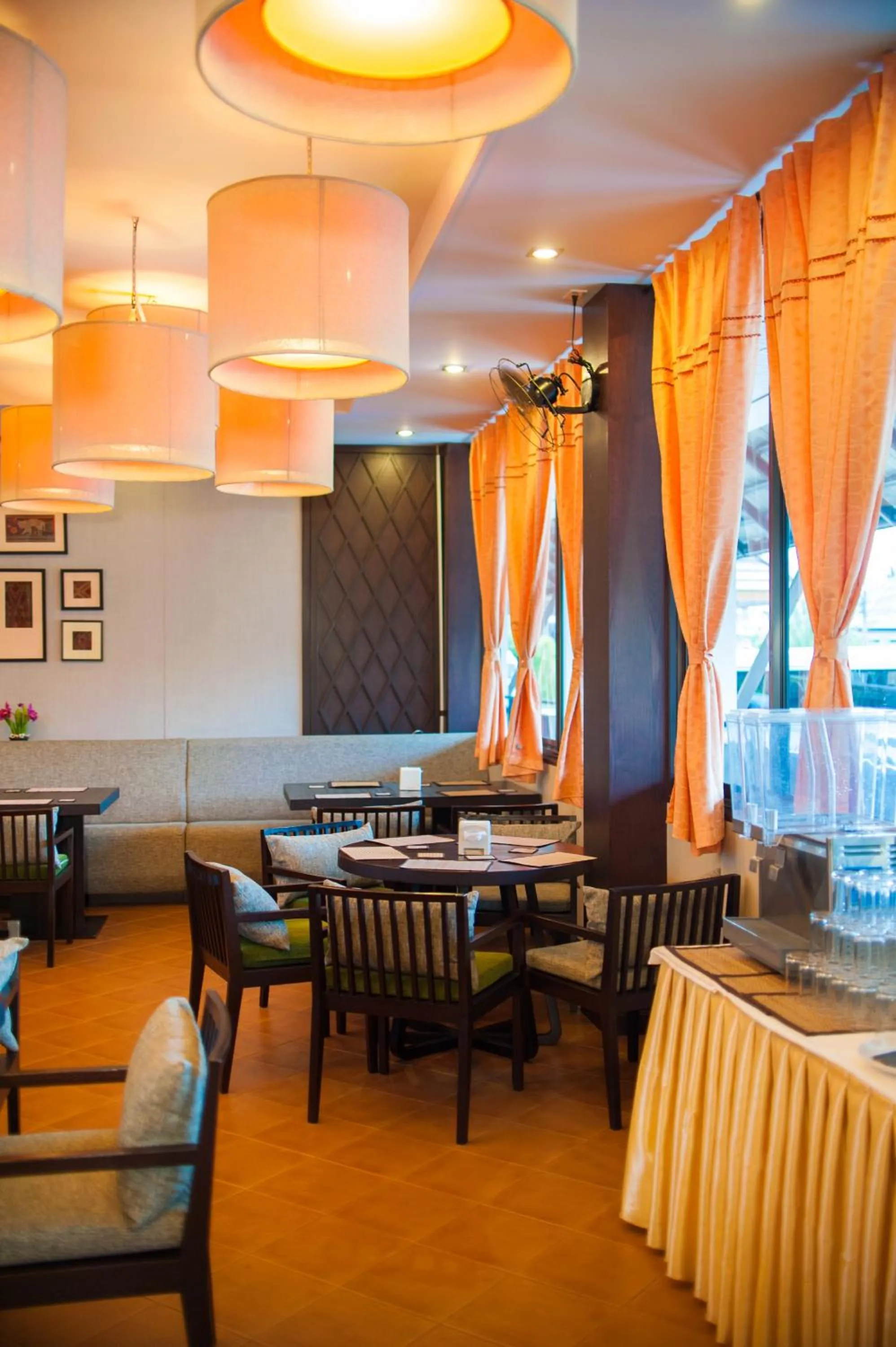 Restaurant/places to eat in Panya Resort Hotel