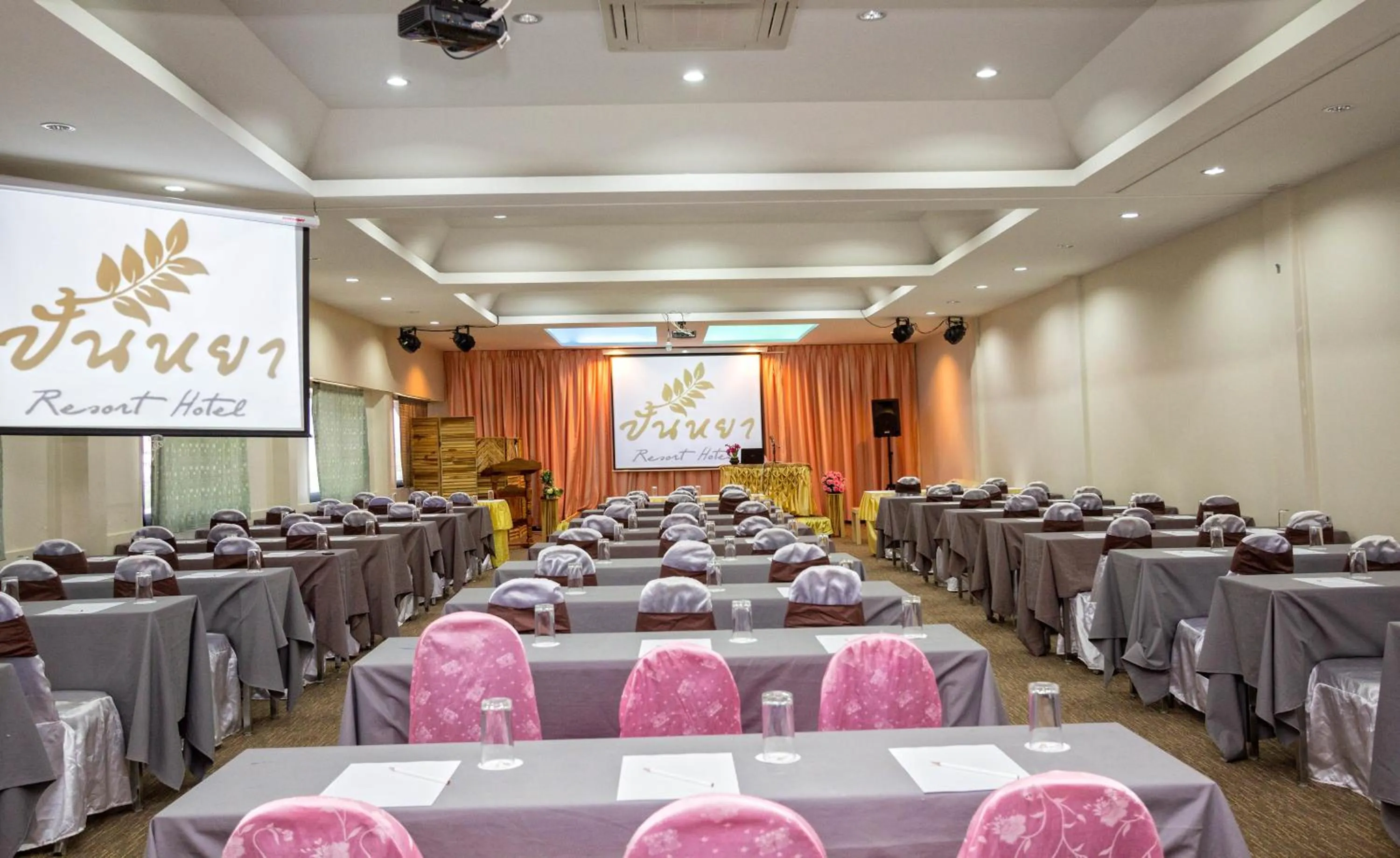 Meeting/conference room in Panya Resort Hotel