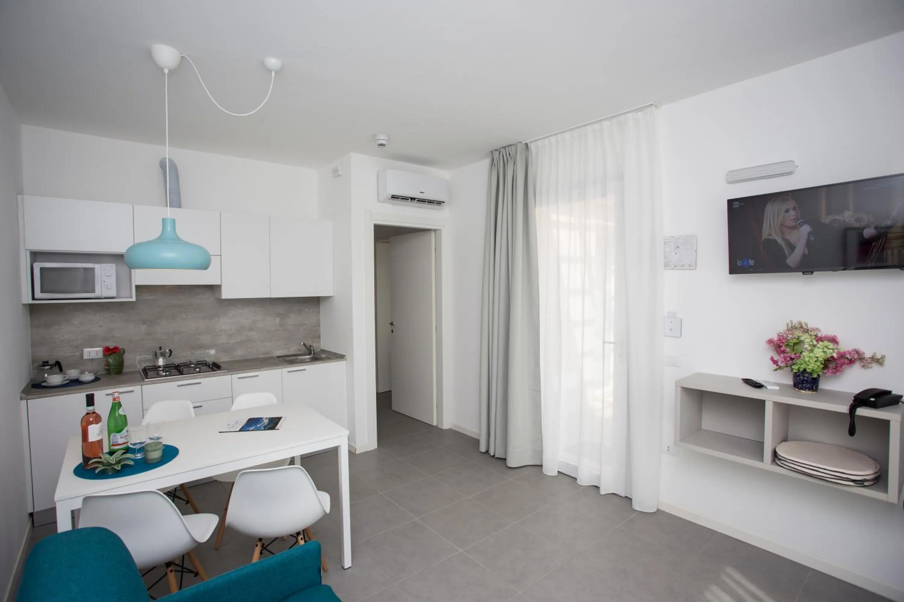 Kitchen or kitchenette in Sisan Family Resort