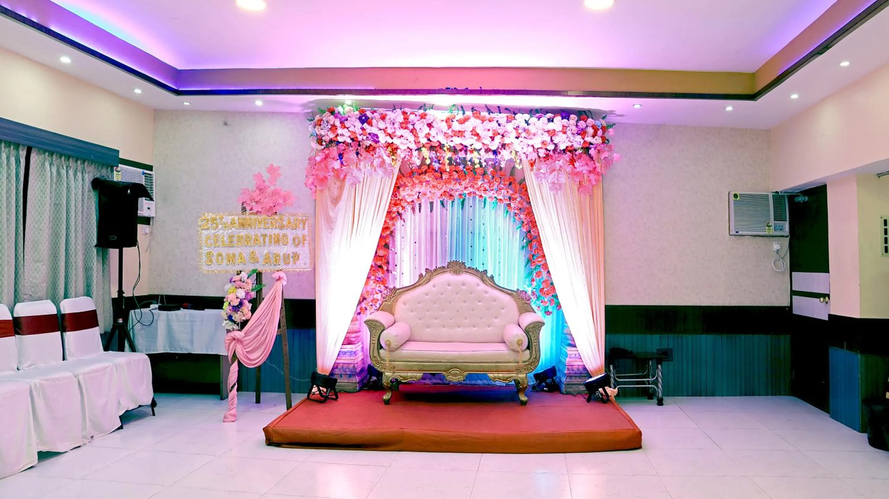Banquet/Function facilities, Bed in Hotel Executive Tower