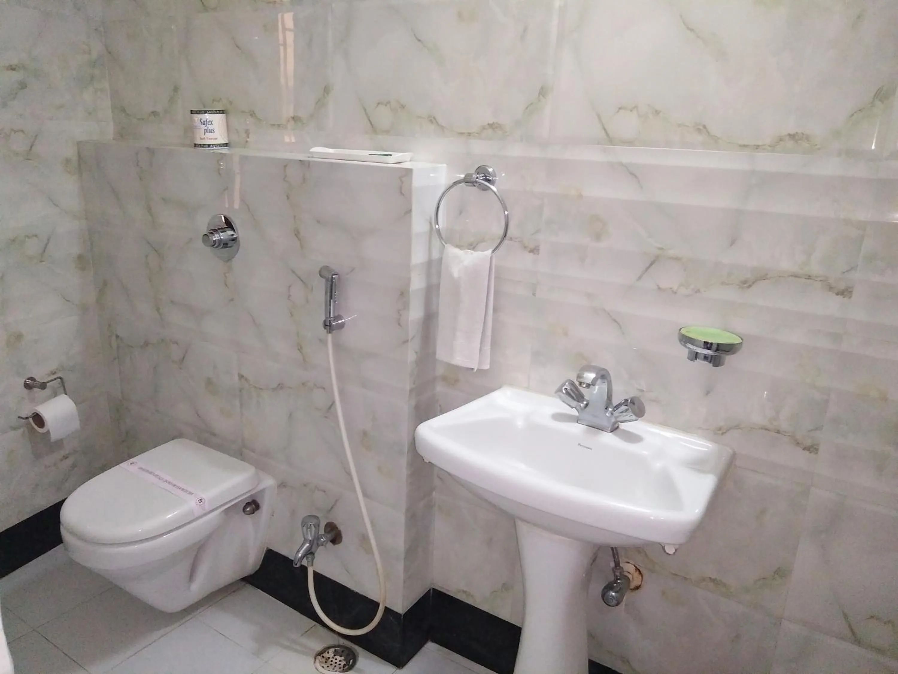 Toilet in Hotel Executive Tower