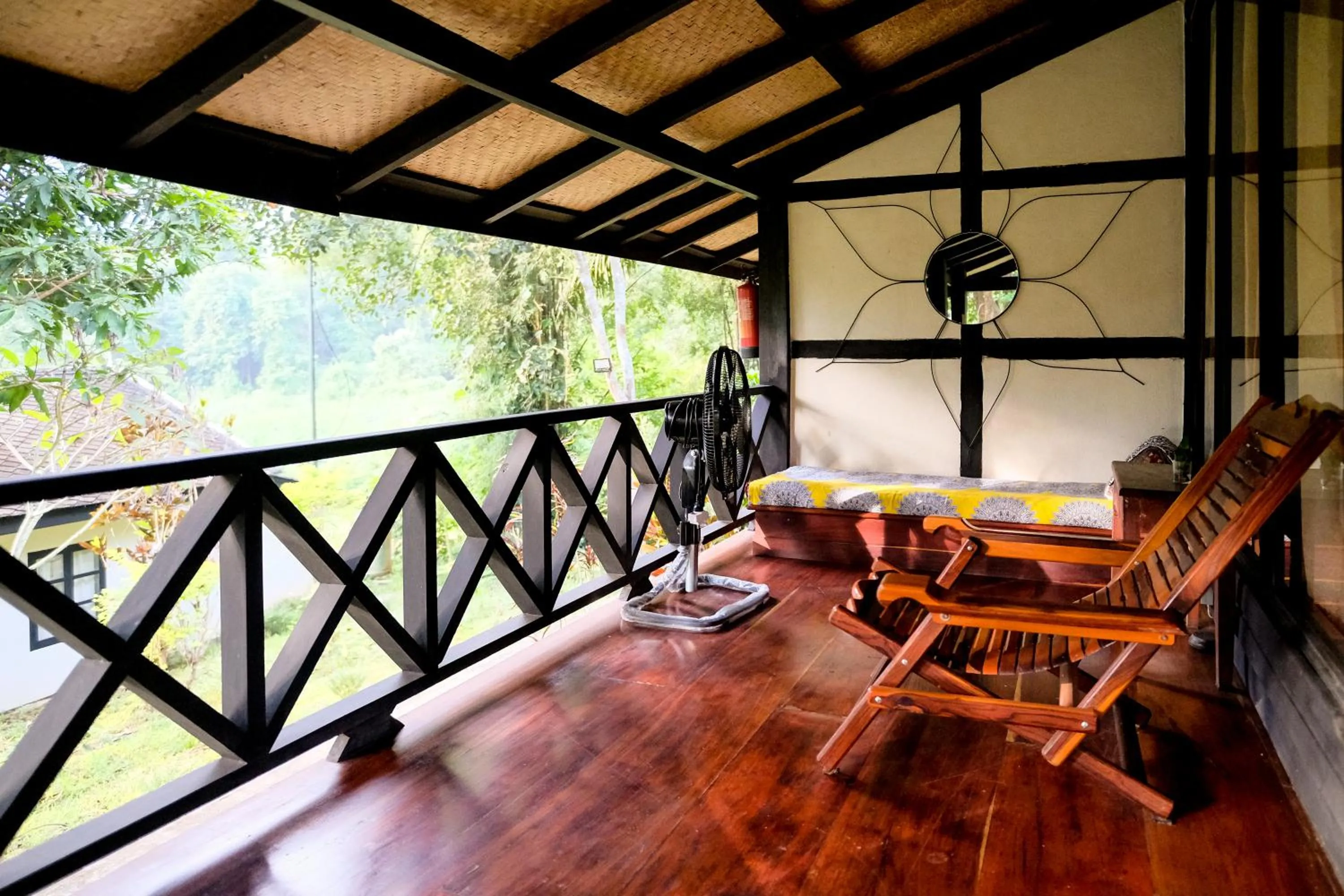 Hillside - Nature Lifestyle Lodge