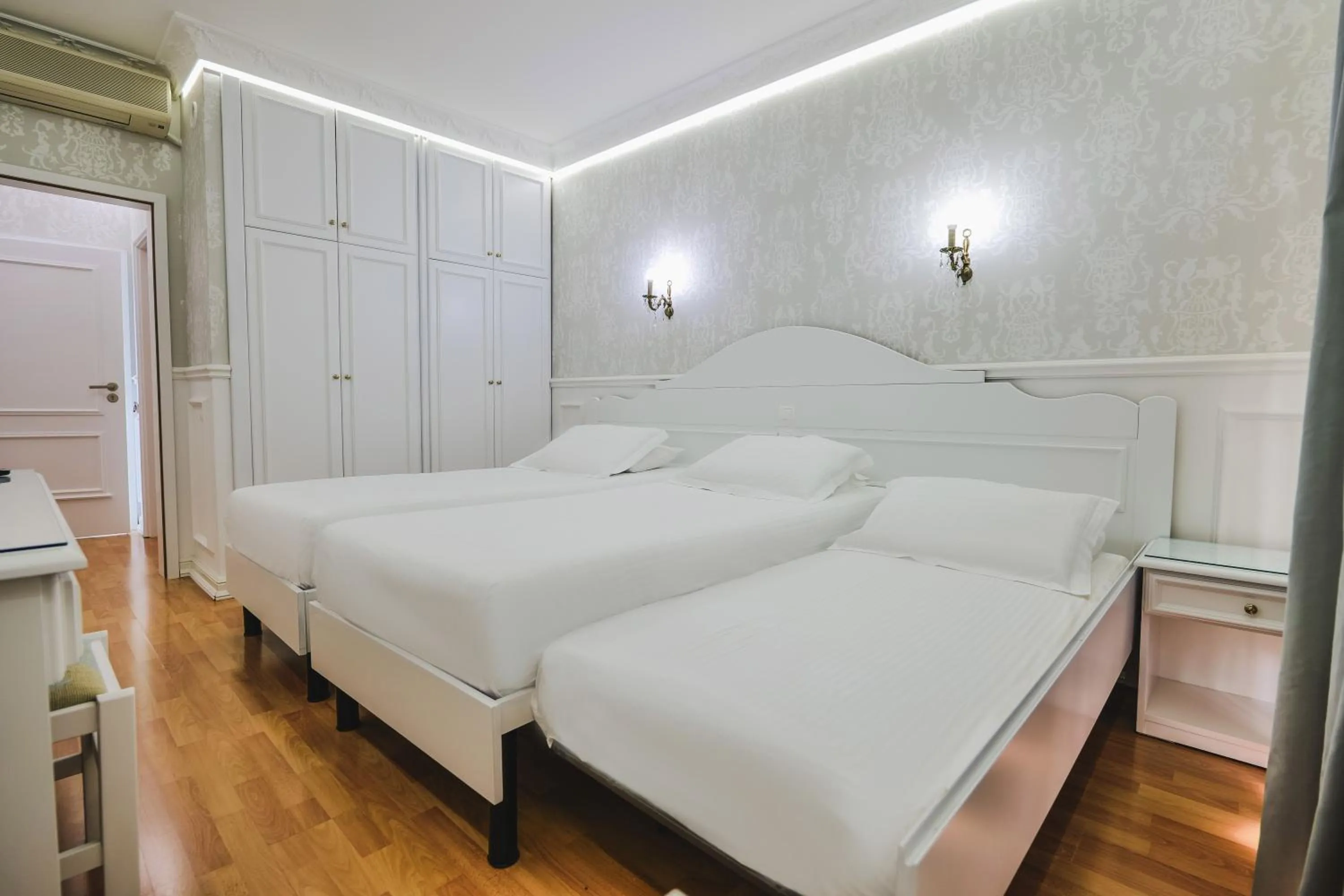 Bed in Porto Eda Hotel