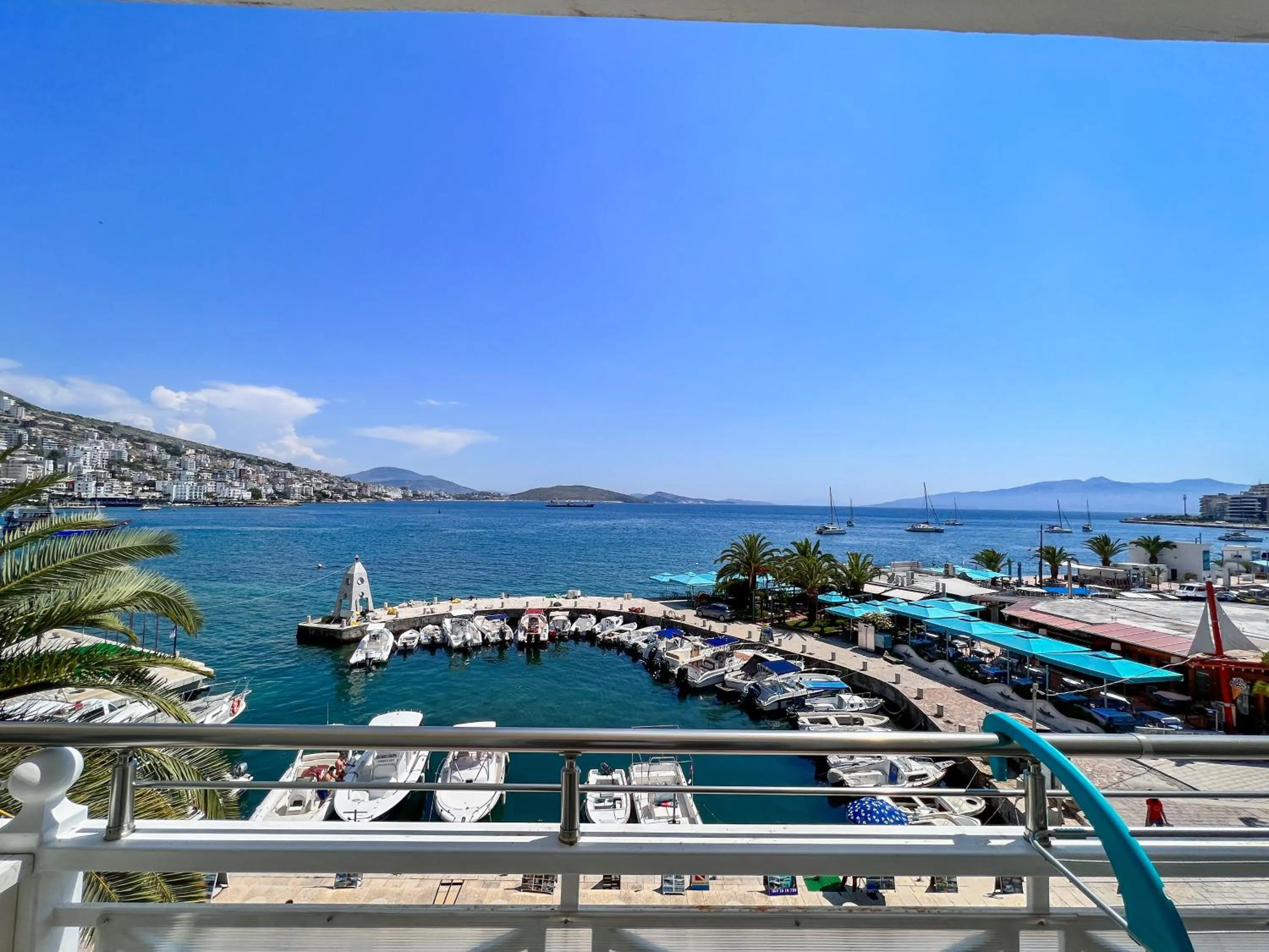 Balcony/Terrace in Porto Eda Hotel
