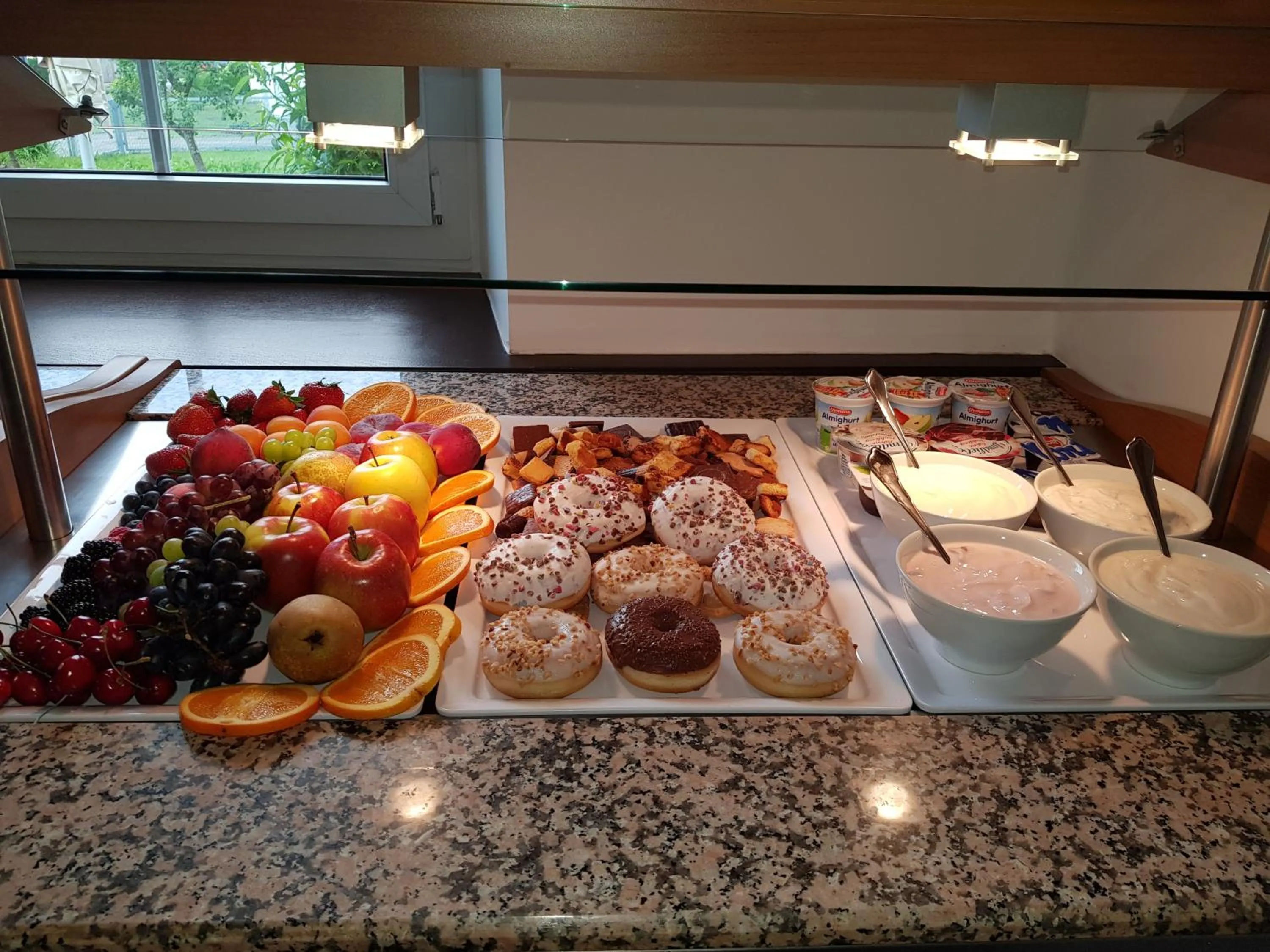 Breakfast in Hotel Krone UG