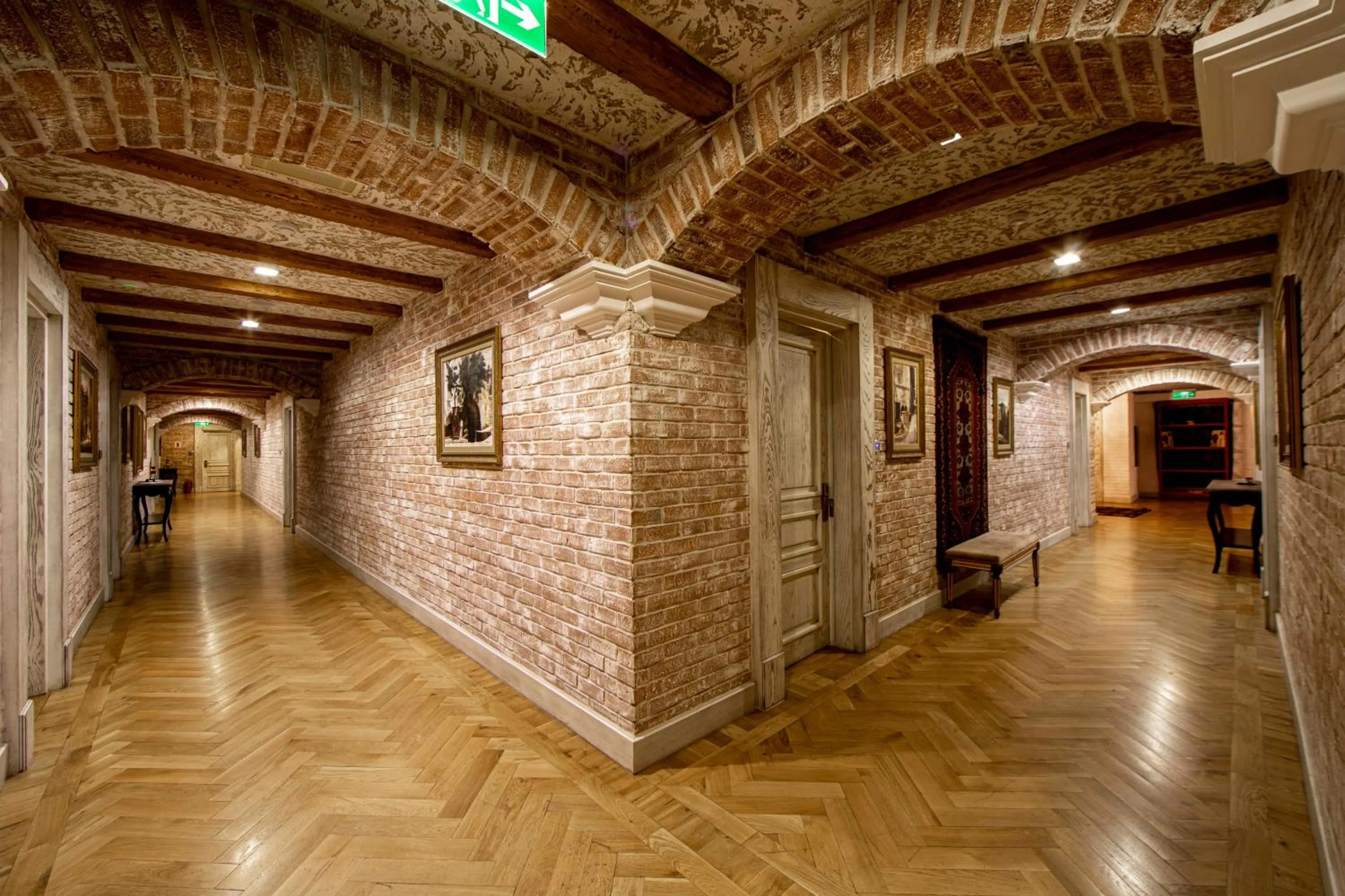 Lobby or reception in Sapphire Bayil Hotel