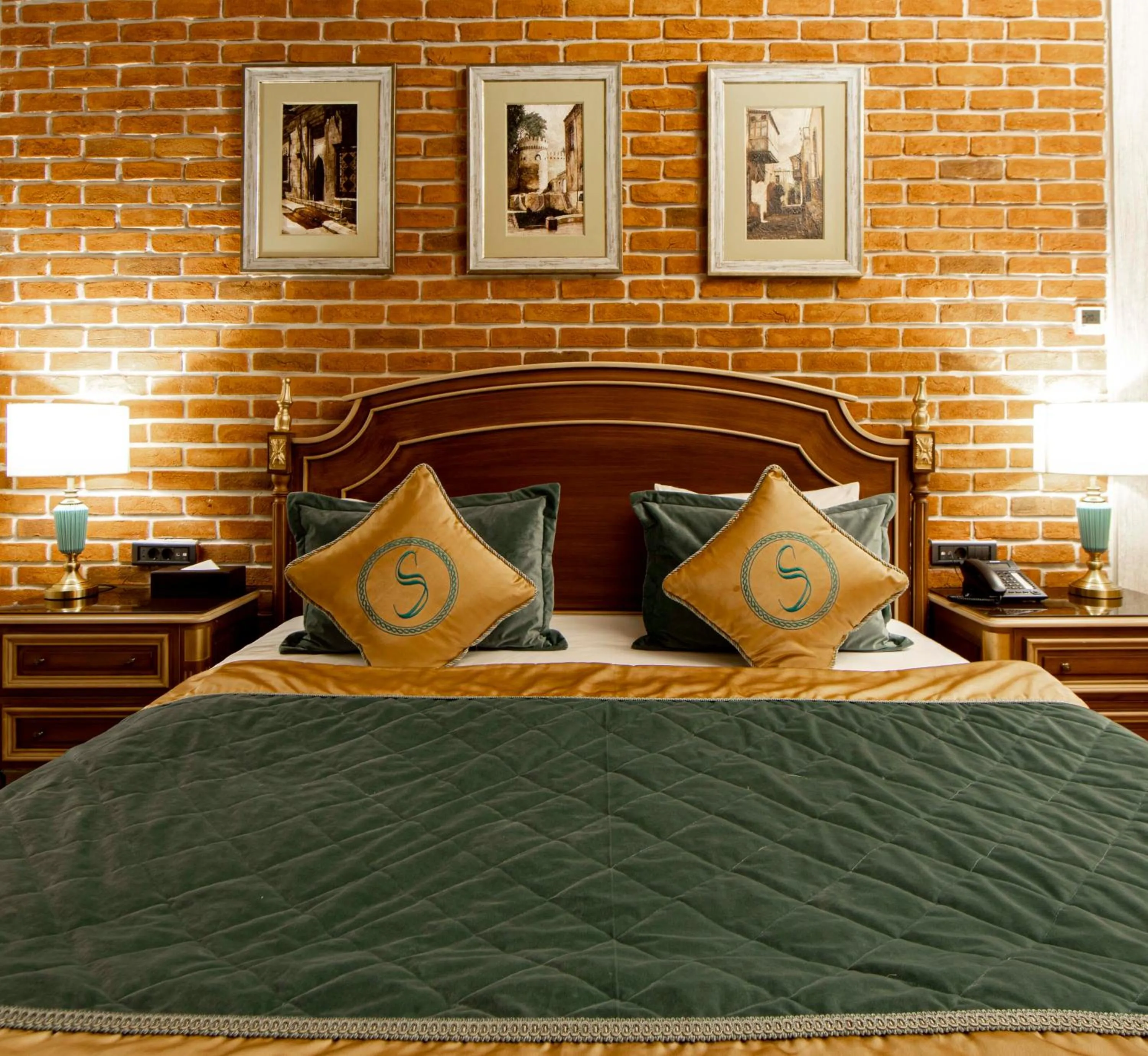 Bed in Sapphire Bayil Hotel