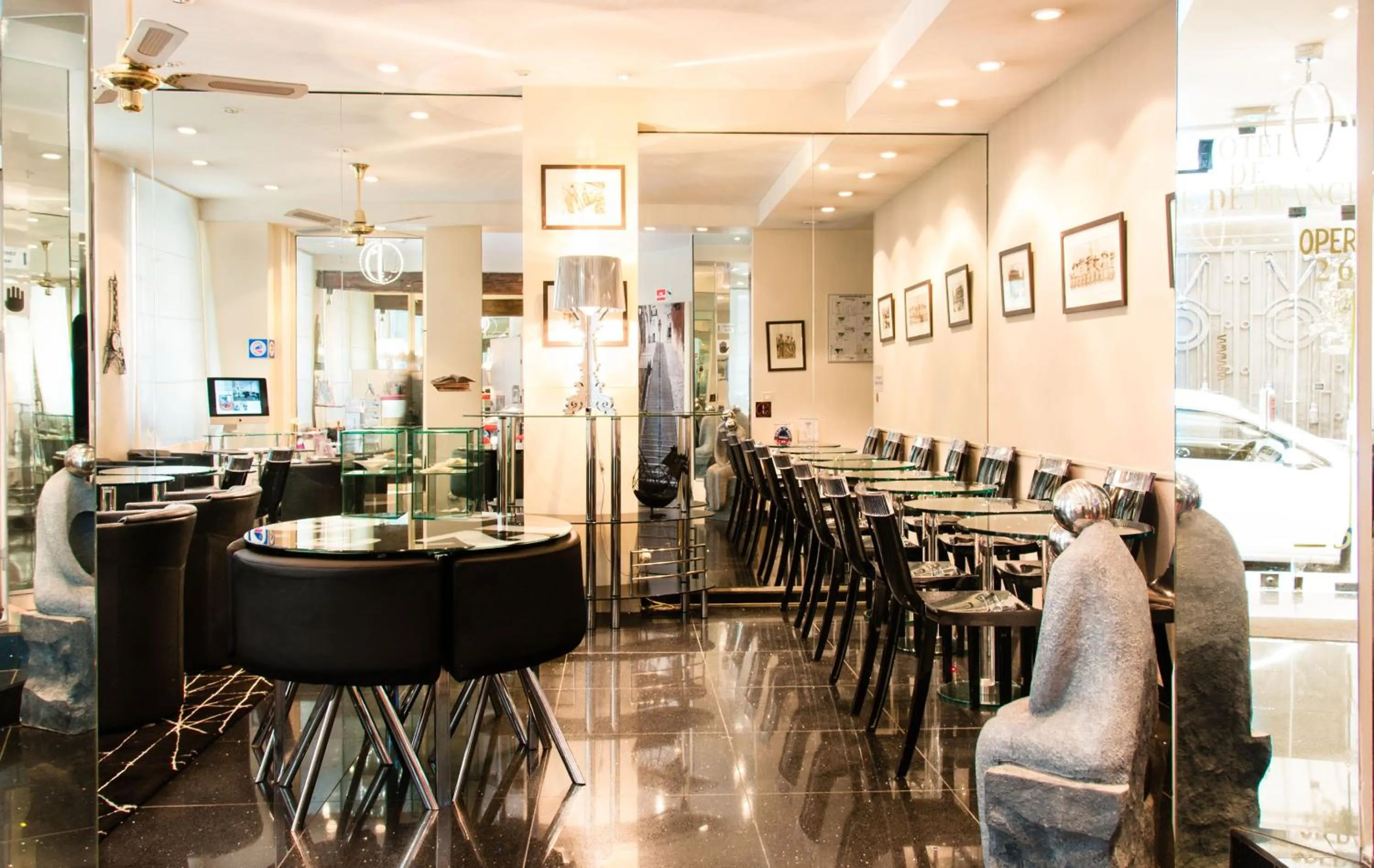 Restaurant/places to eat in Hotel Ile de France Opéra