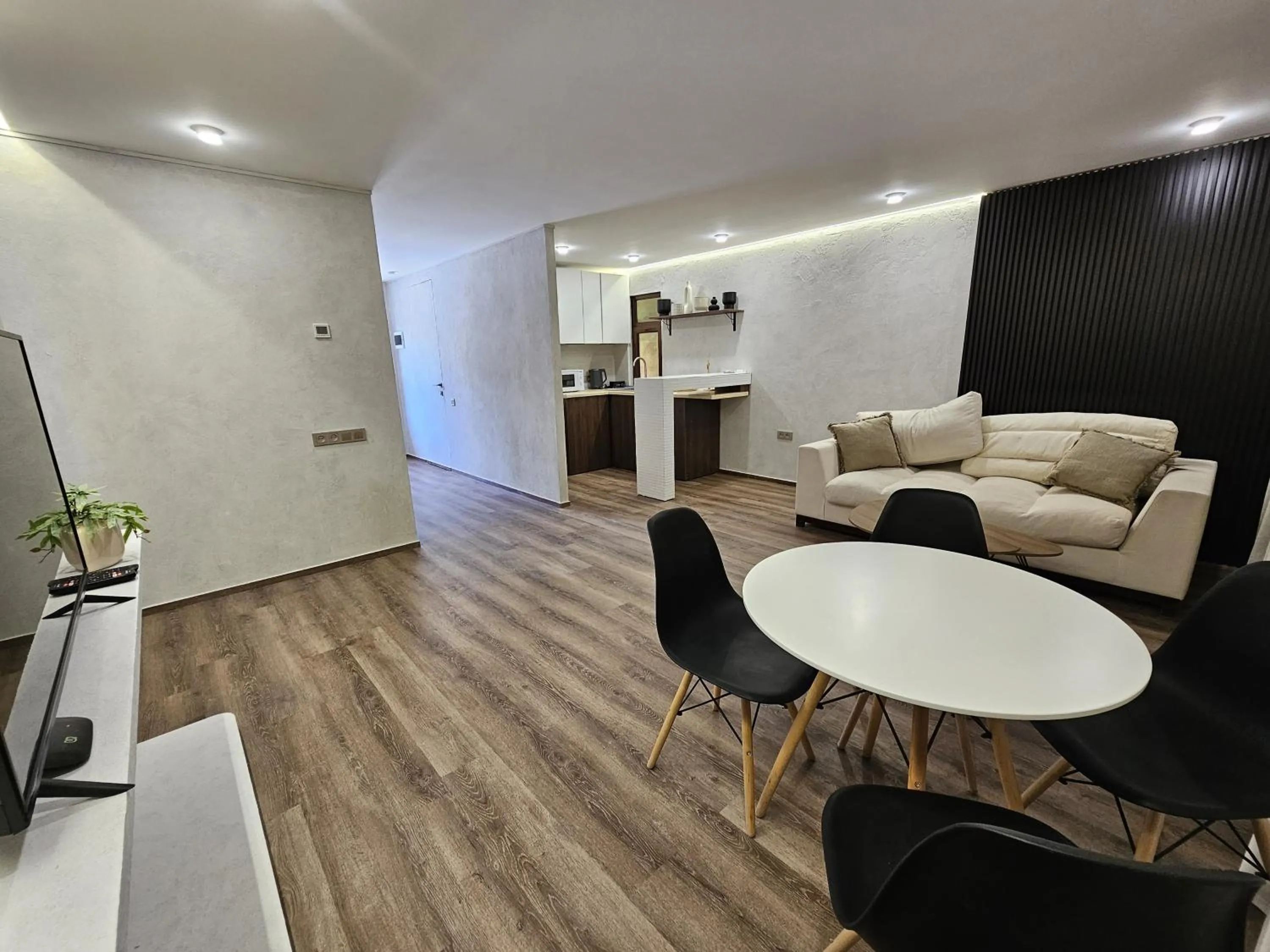 Kitchen or kitchenette in Cross Resort Hotel