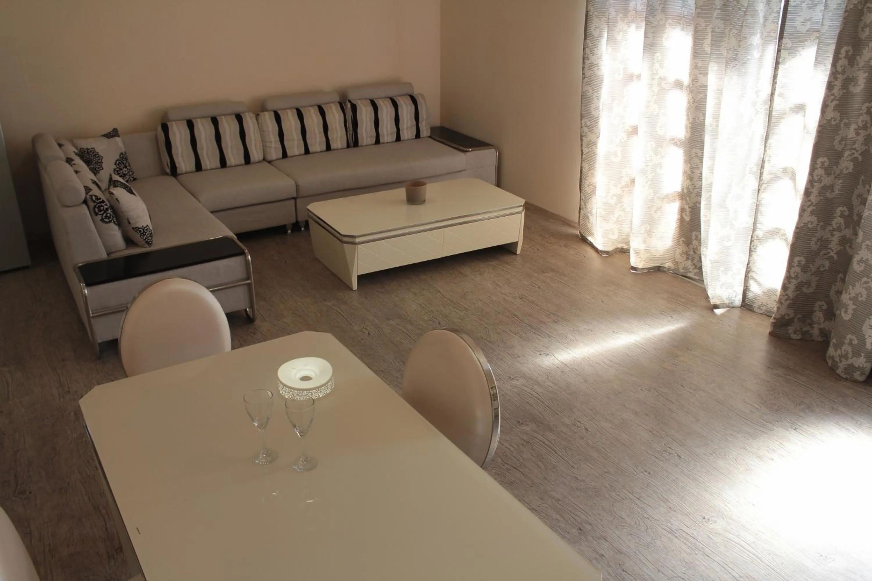 Photo of the whole room in Cross Resort Hotel