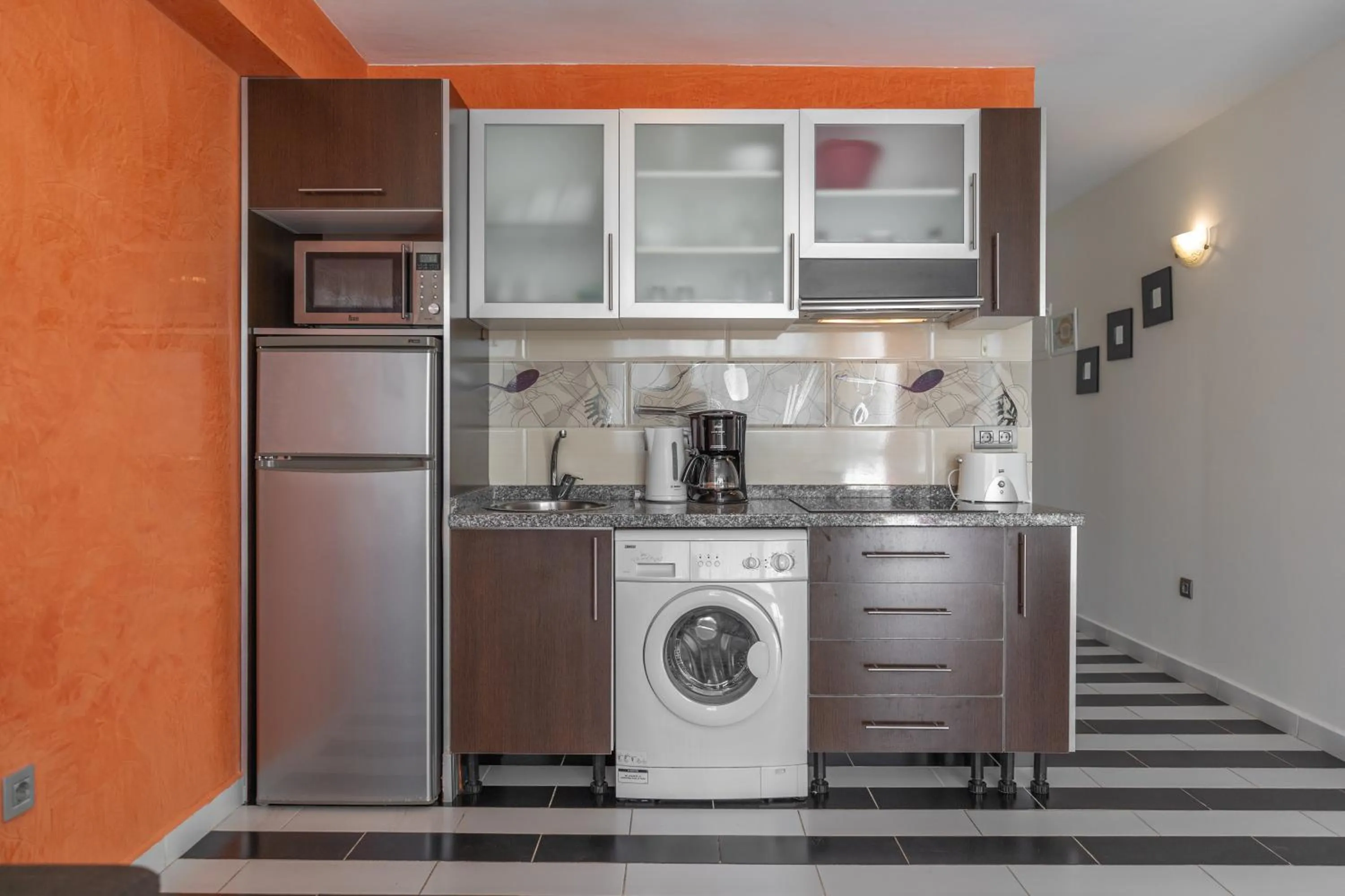 Kitchen or kitchenette in Optimist Tenerife
