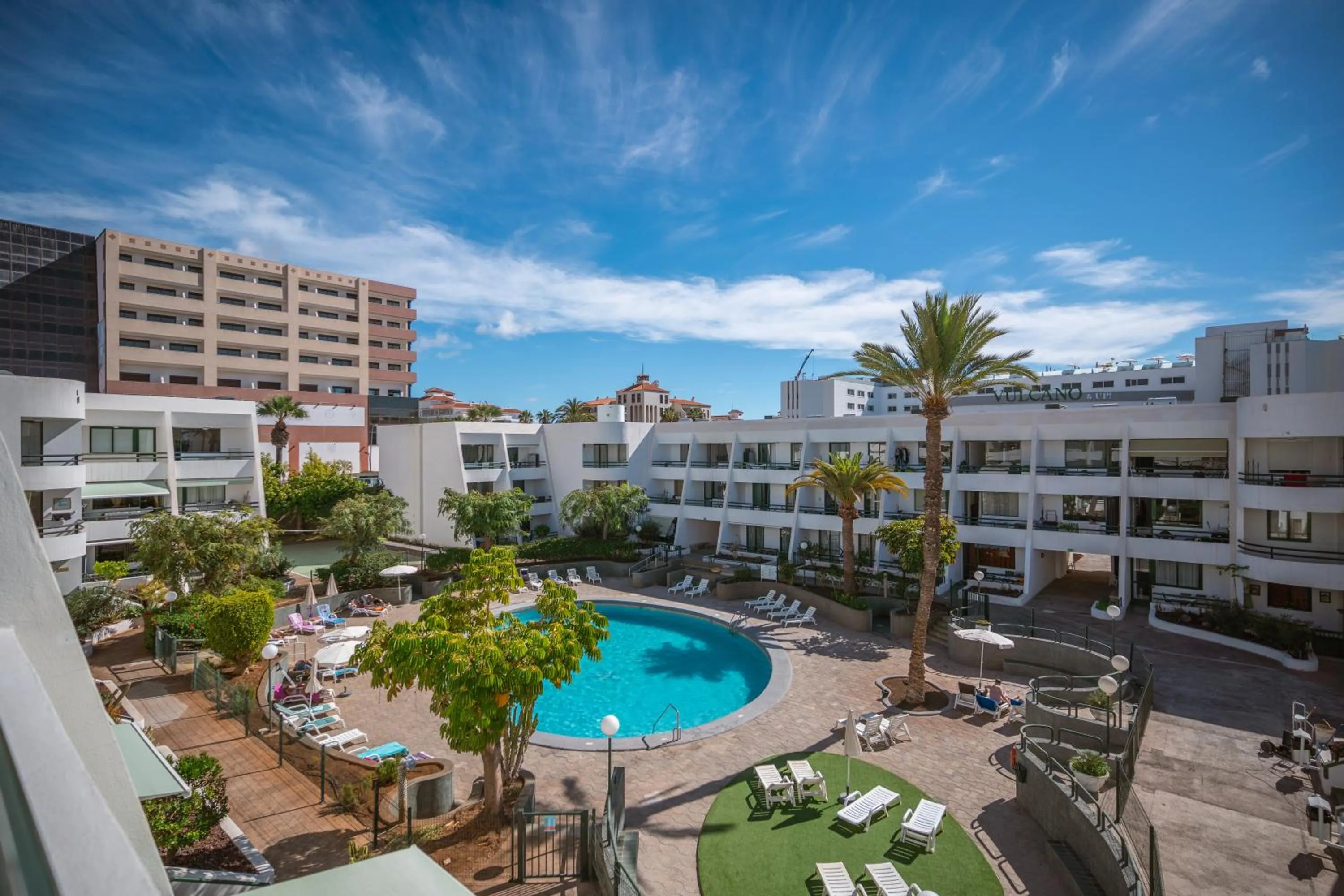 Property building in Optimist Tenerife