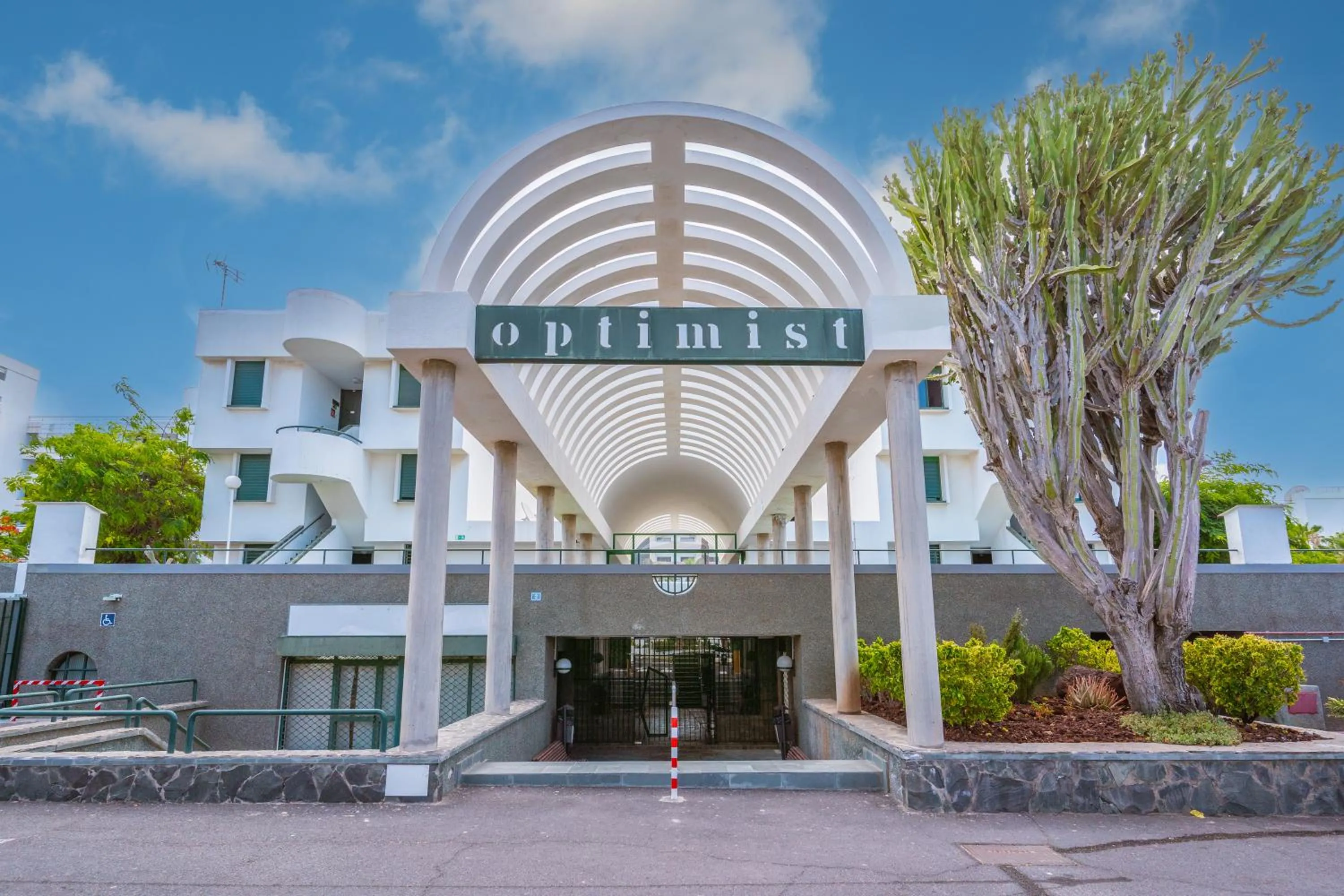 Property building in Optimist Tenerife