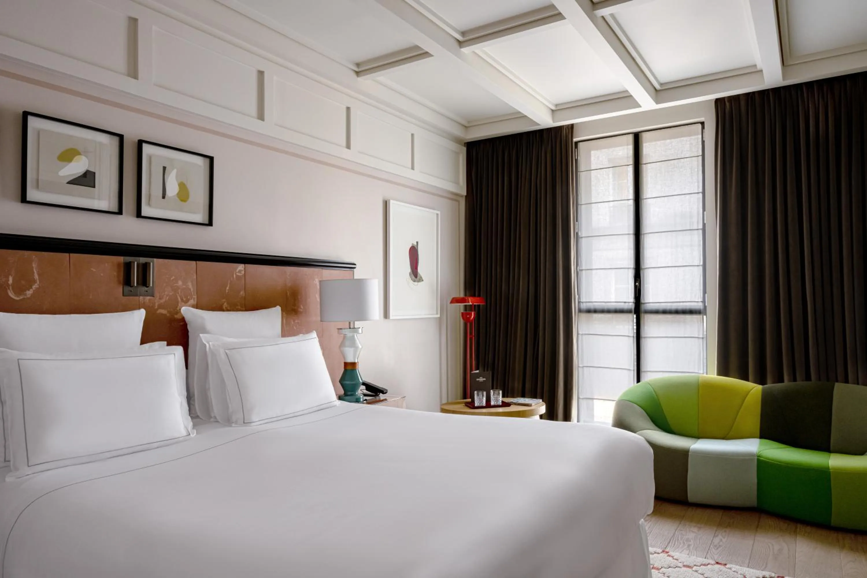 Bedroom, Bed in Experimental Marais