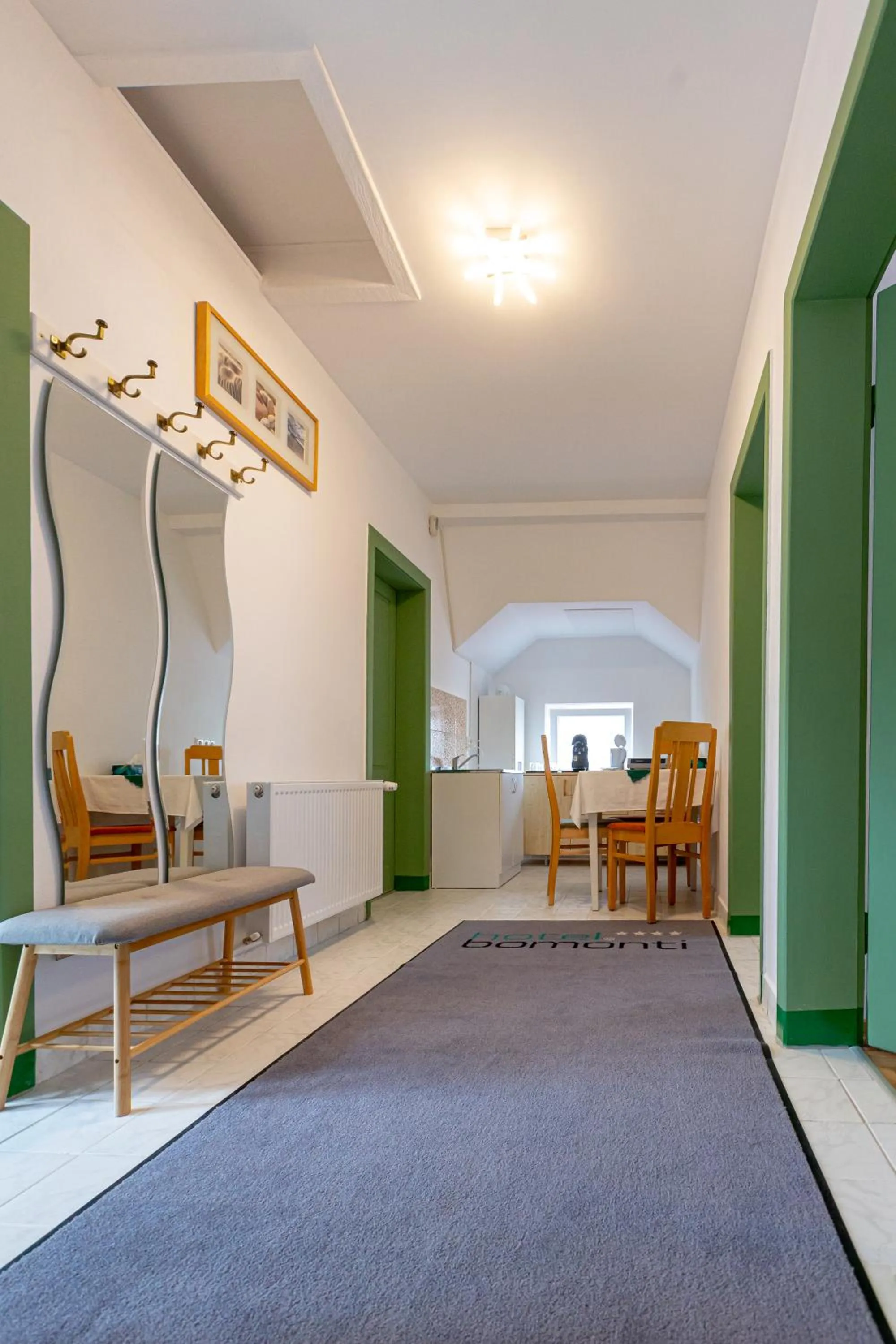 Kitchen or kitchenette in Pensiunea Joker