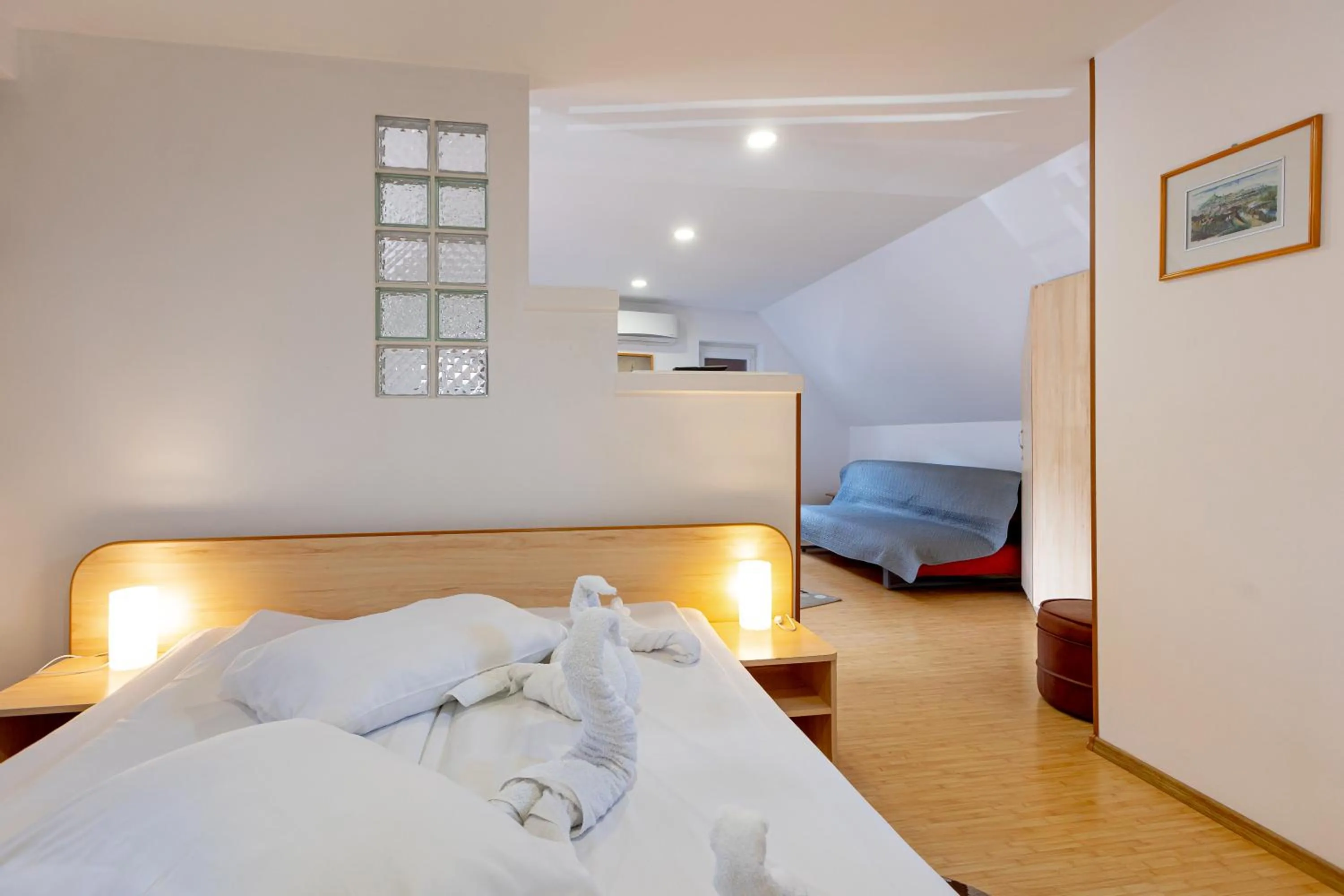 Bedroom, Bed in Pensiunea Joker