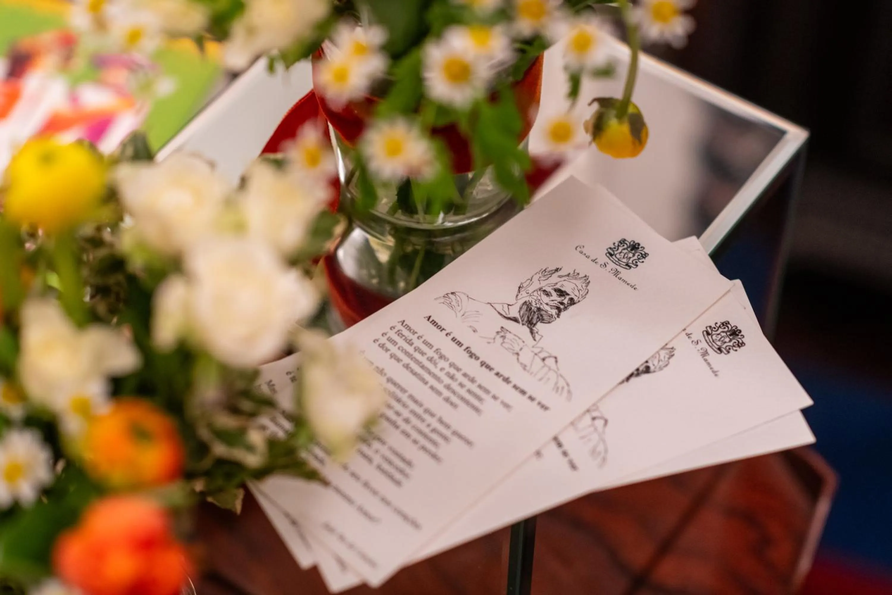 Communal lounge/ TV room in Casa de Sao Mamede Hotel