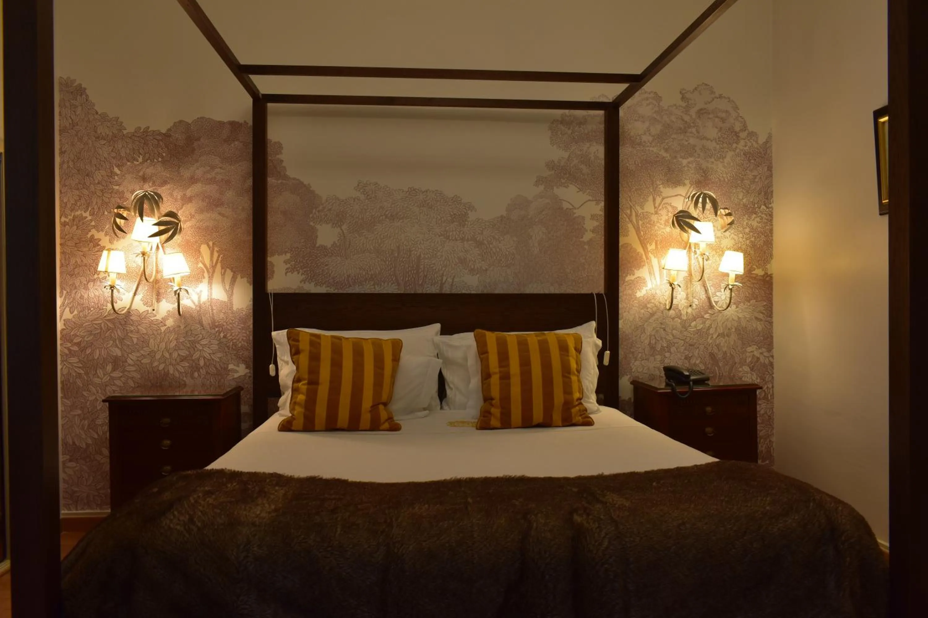 Bed in Casa de Sao Mamede Hotel