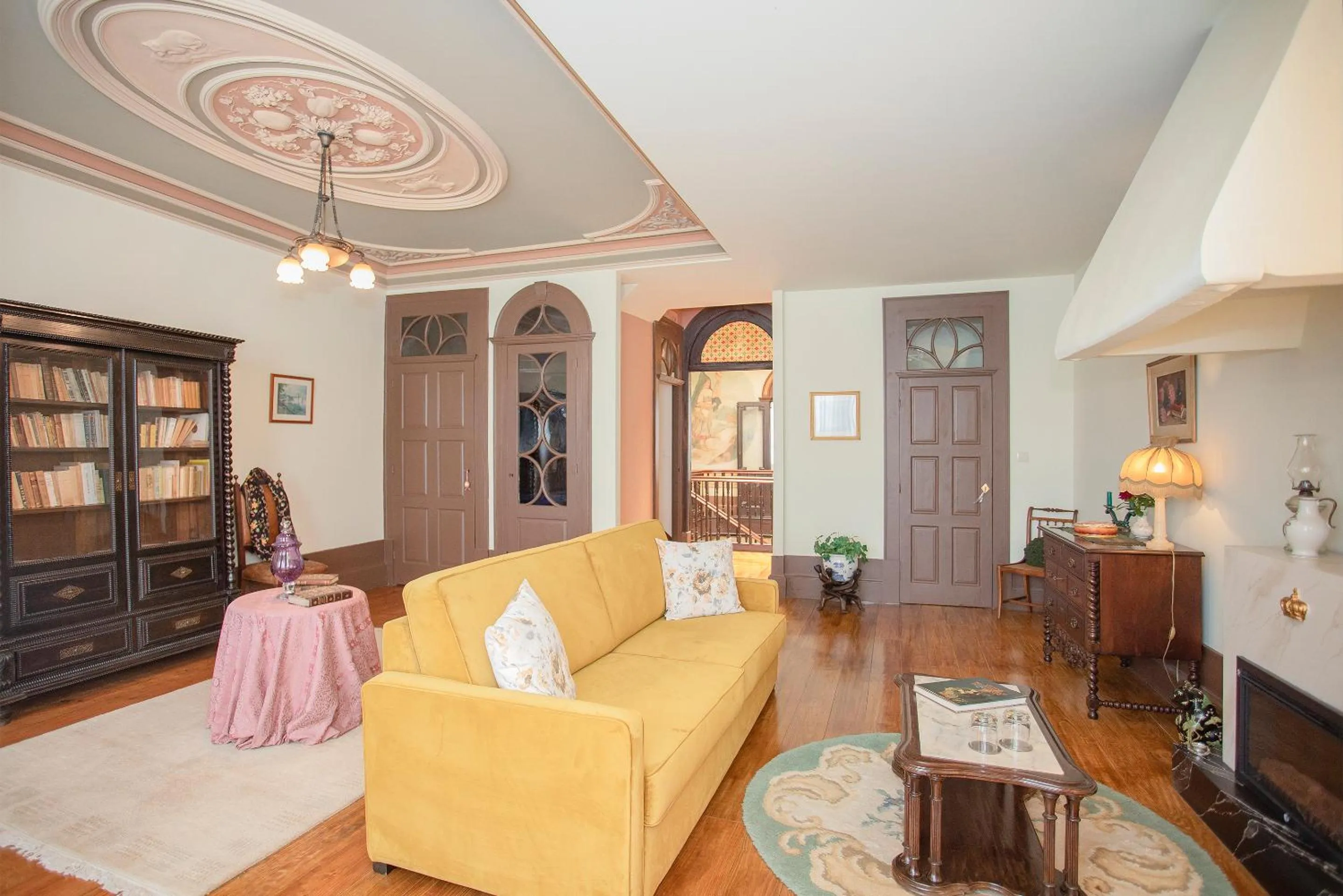 Living room in Palace Museum & National Monument - Espaço Palmeiras