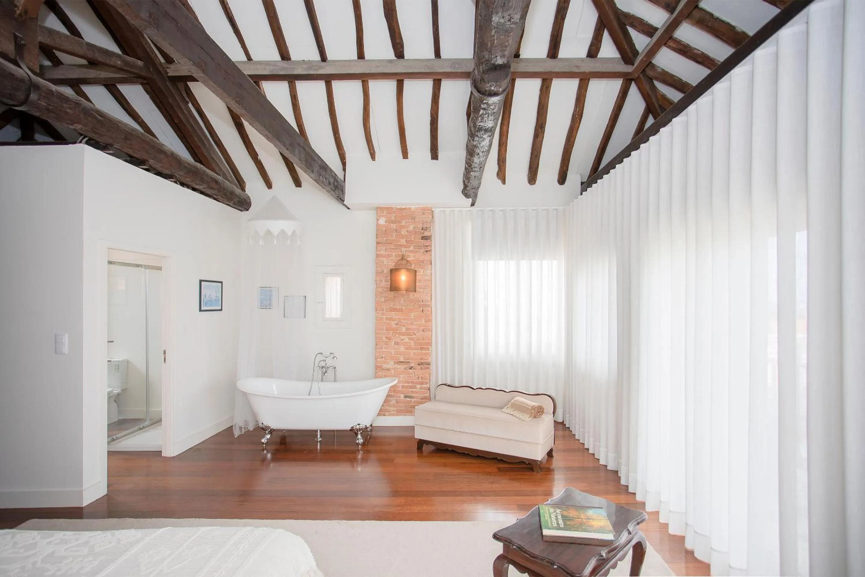 Bed in Palace Museum & National Monument - Espaço Palmeiras