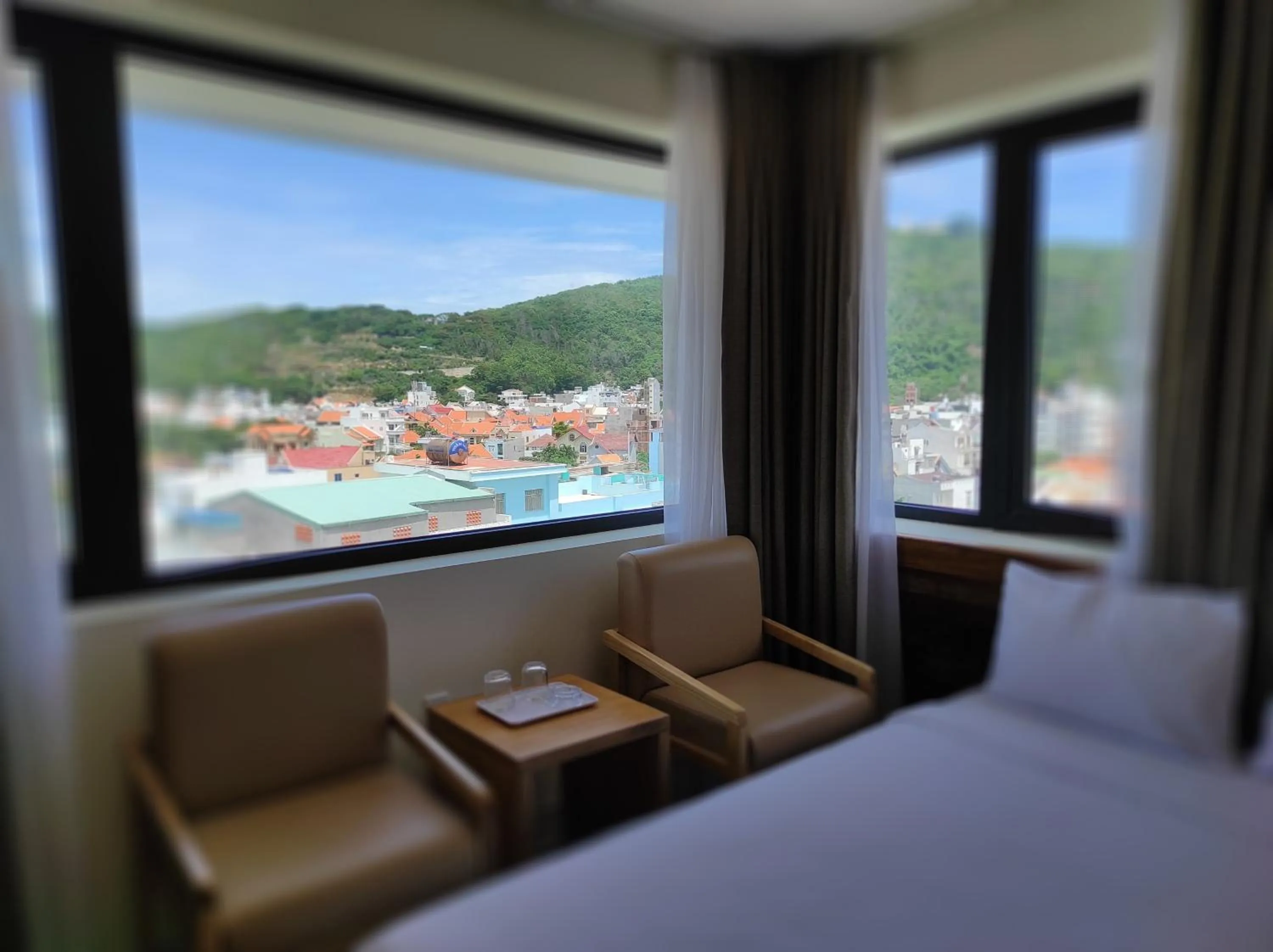 Mountain view, Bed in HỒNG HẢI 2 HOTEL